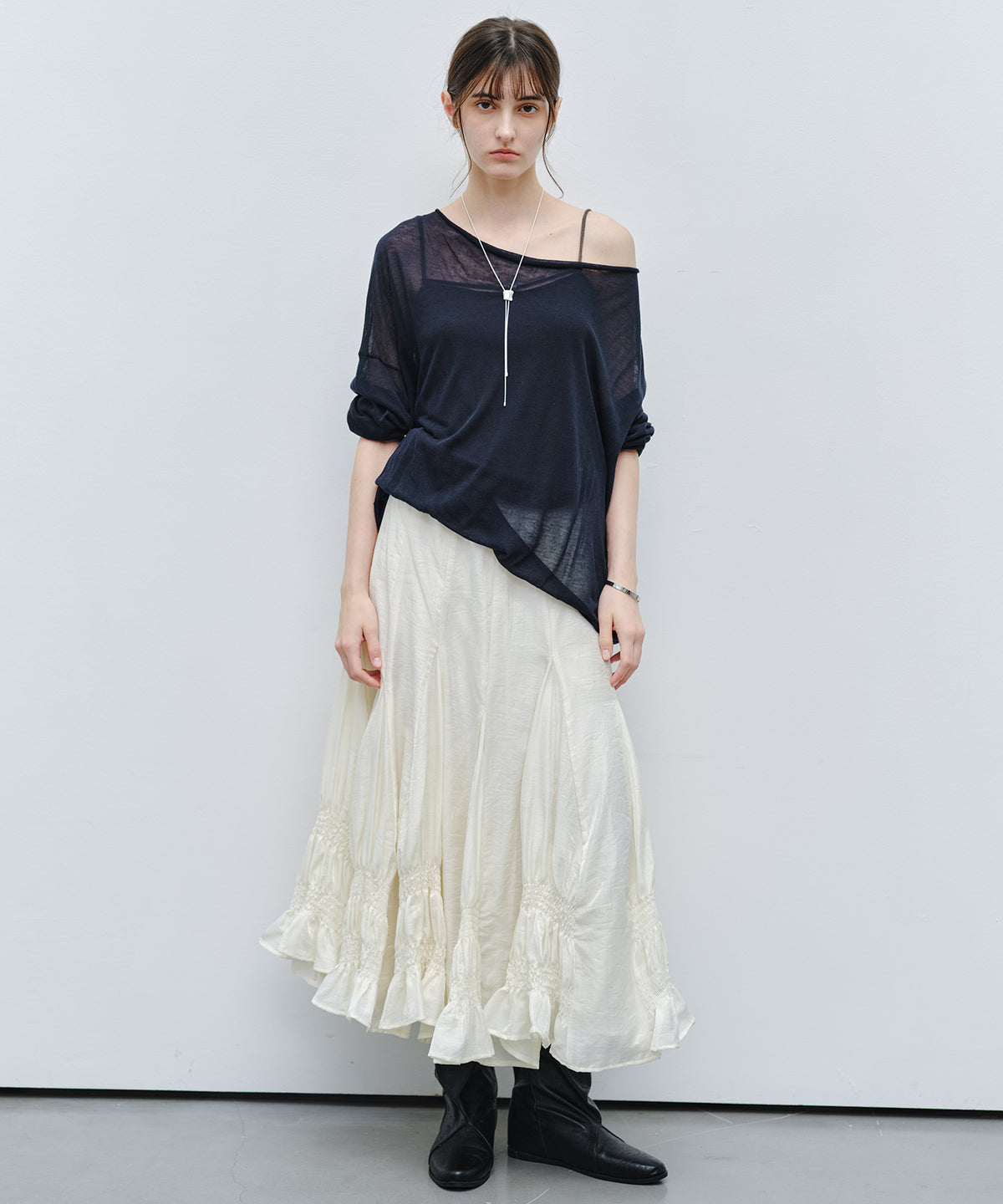 「9月下旬出荷予定」Drape Neck Sheer Loose Knit Top