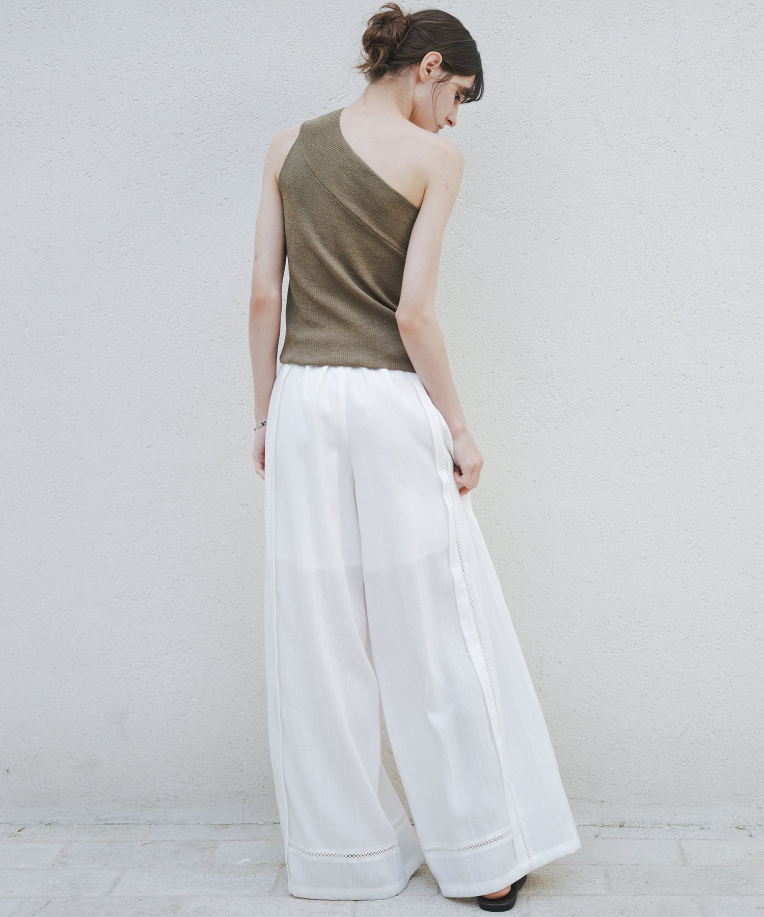「8月中旬～下旬出荷」Front Lace Linen Blend Wide Pants