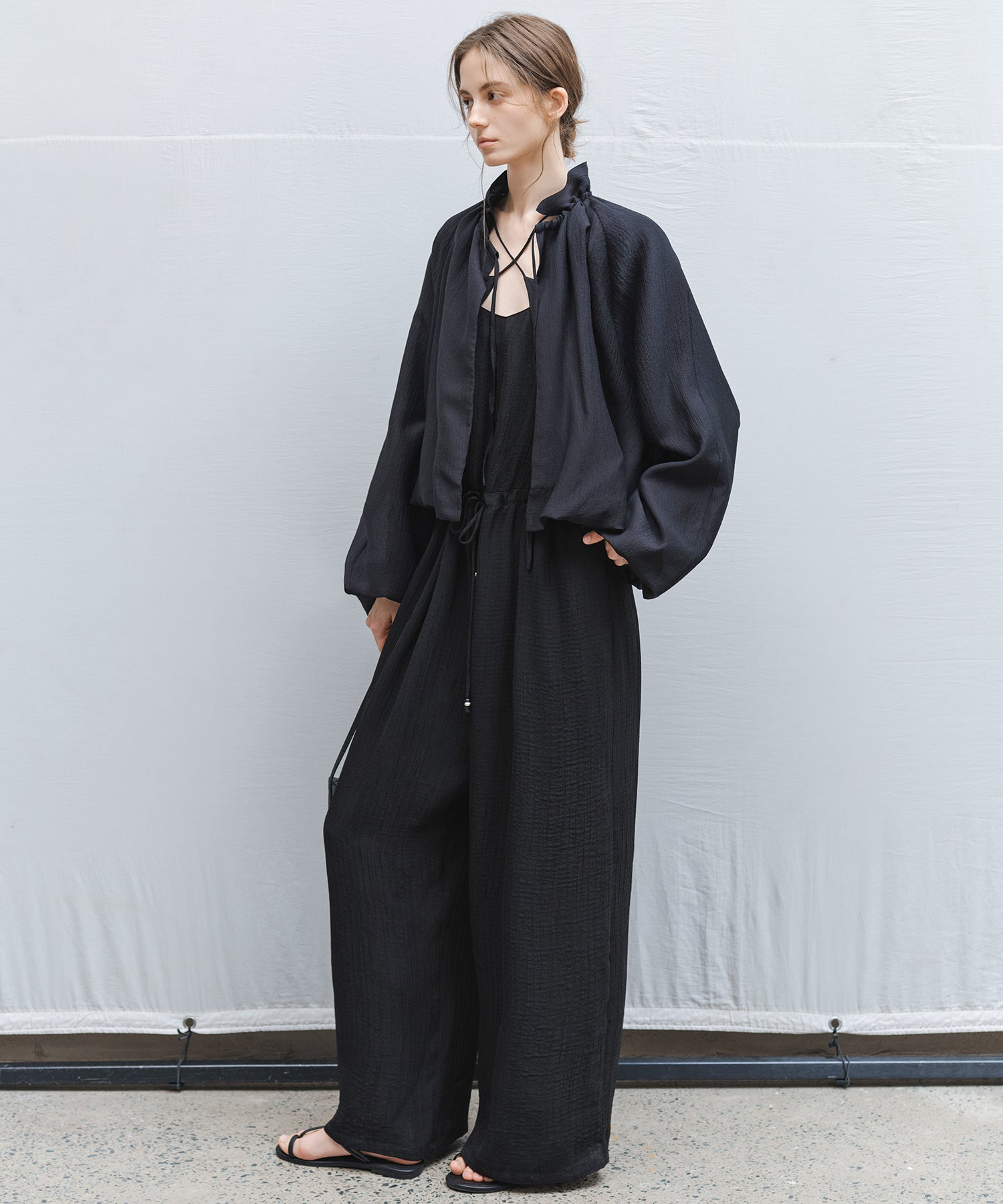 Cross Neck All-in-One