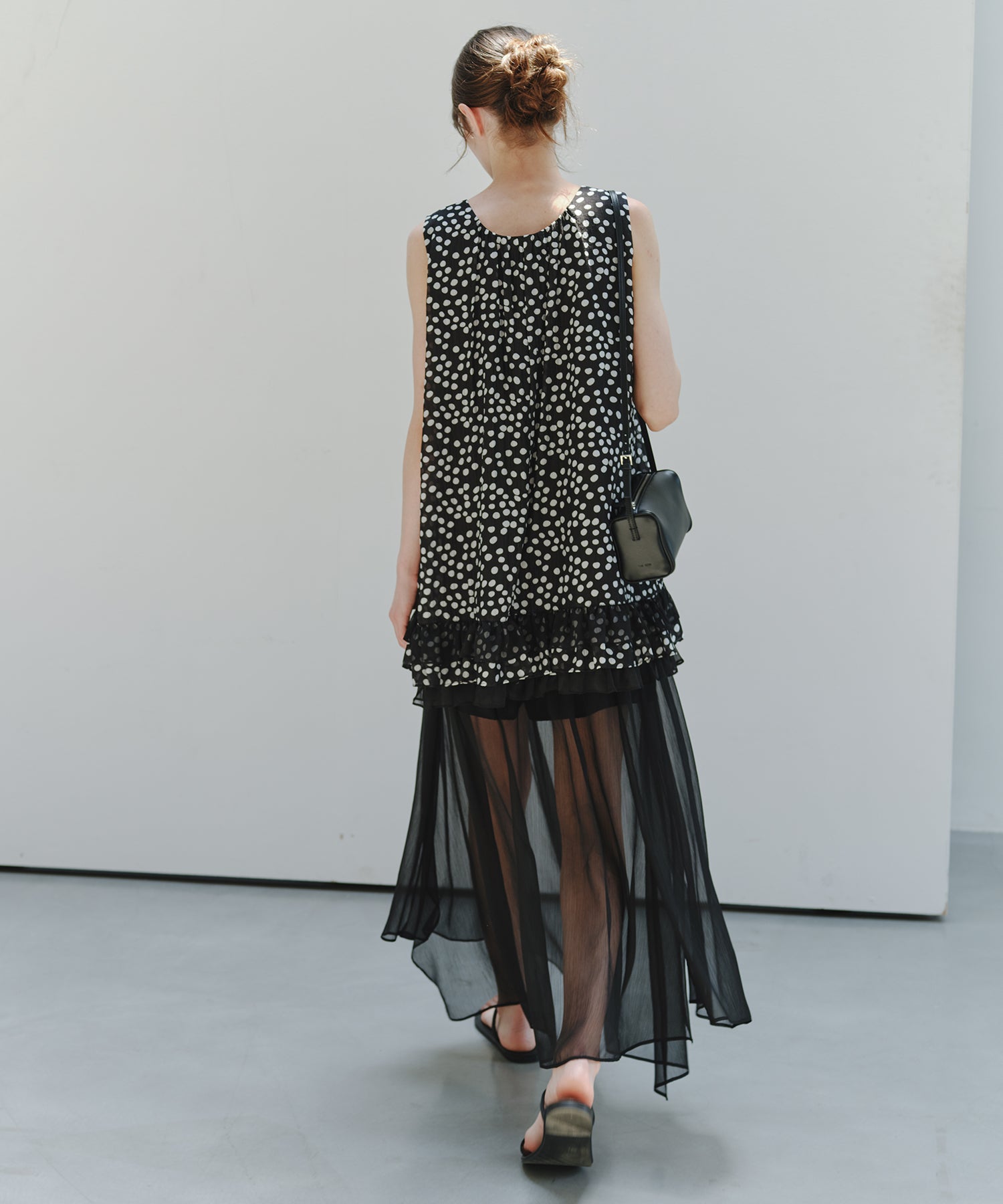 「7月中旬～下旬出荷」Dot Frill Hem Mini Dress