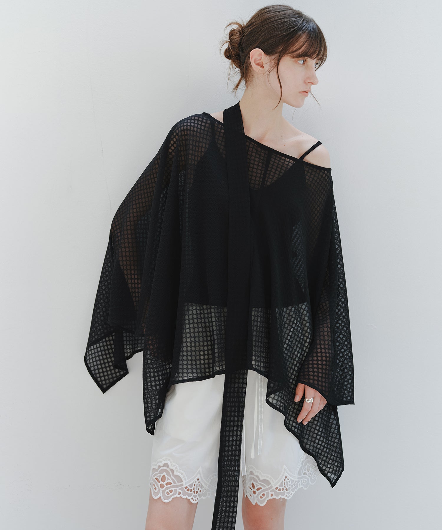 「8月中旬～下旬出荷」Cutwork Embroidery Easy Half Pants