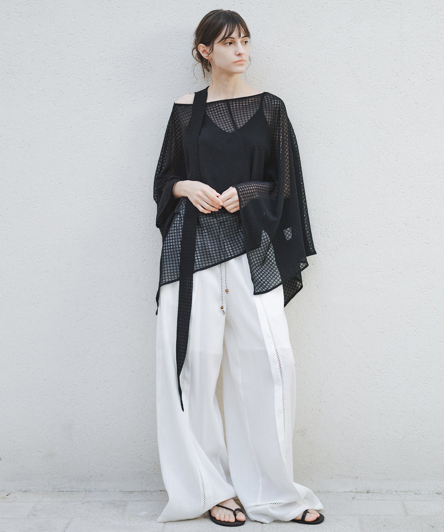 「7月中旬～下旬出荷」Multi-Way Sheer Scarf Layer Top