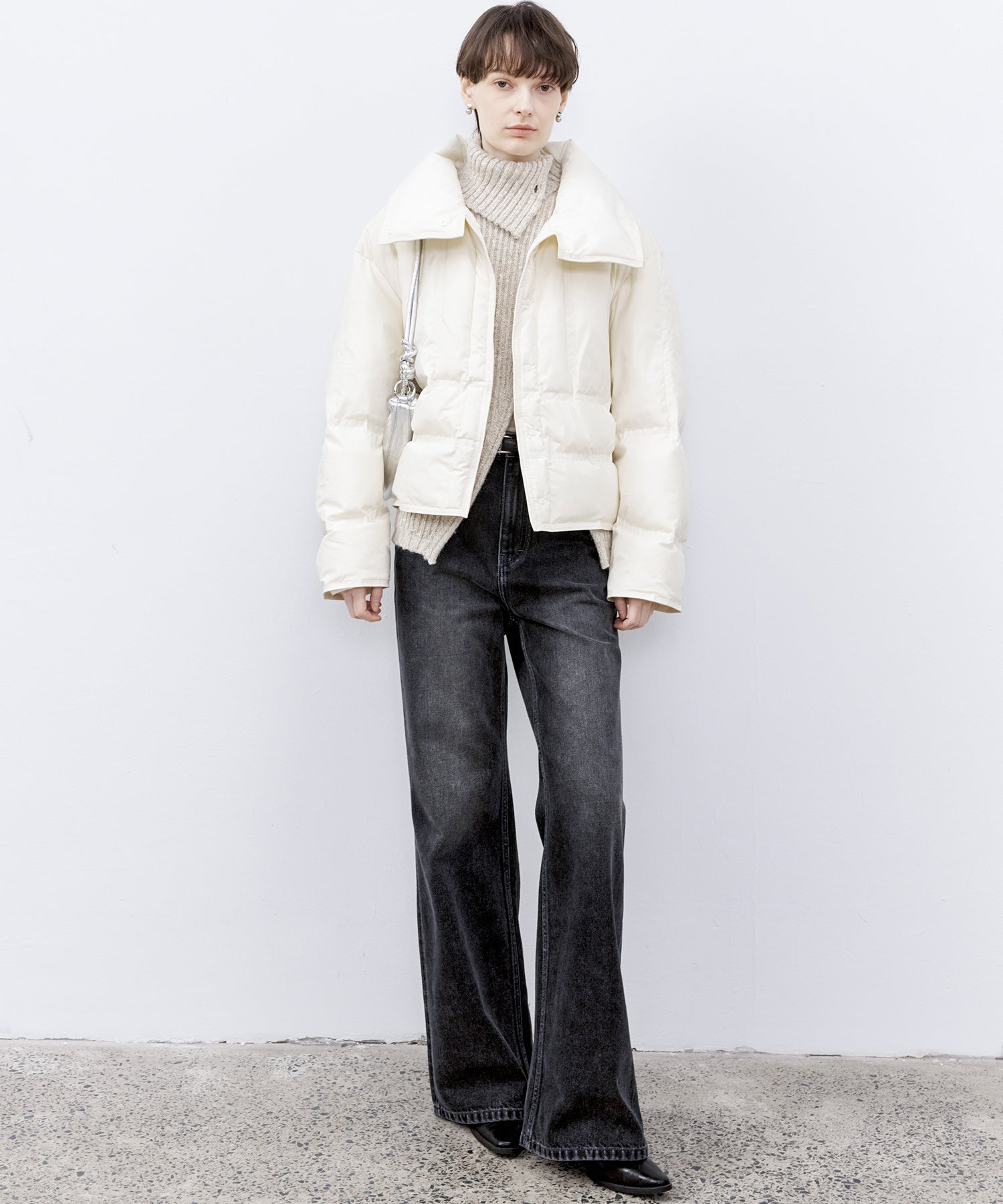 Drop Shoulder Short Puffer with Shaped Waist Design