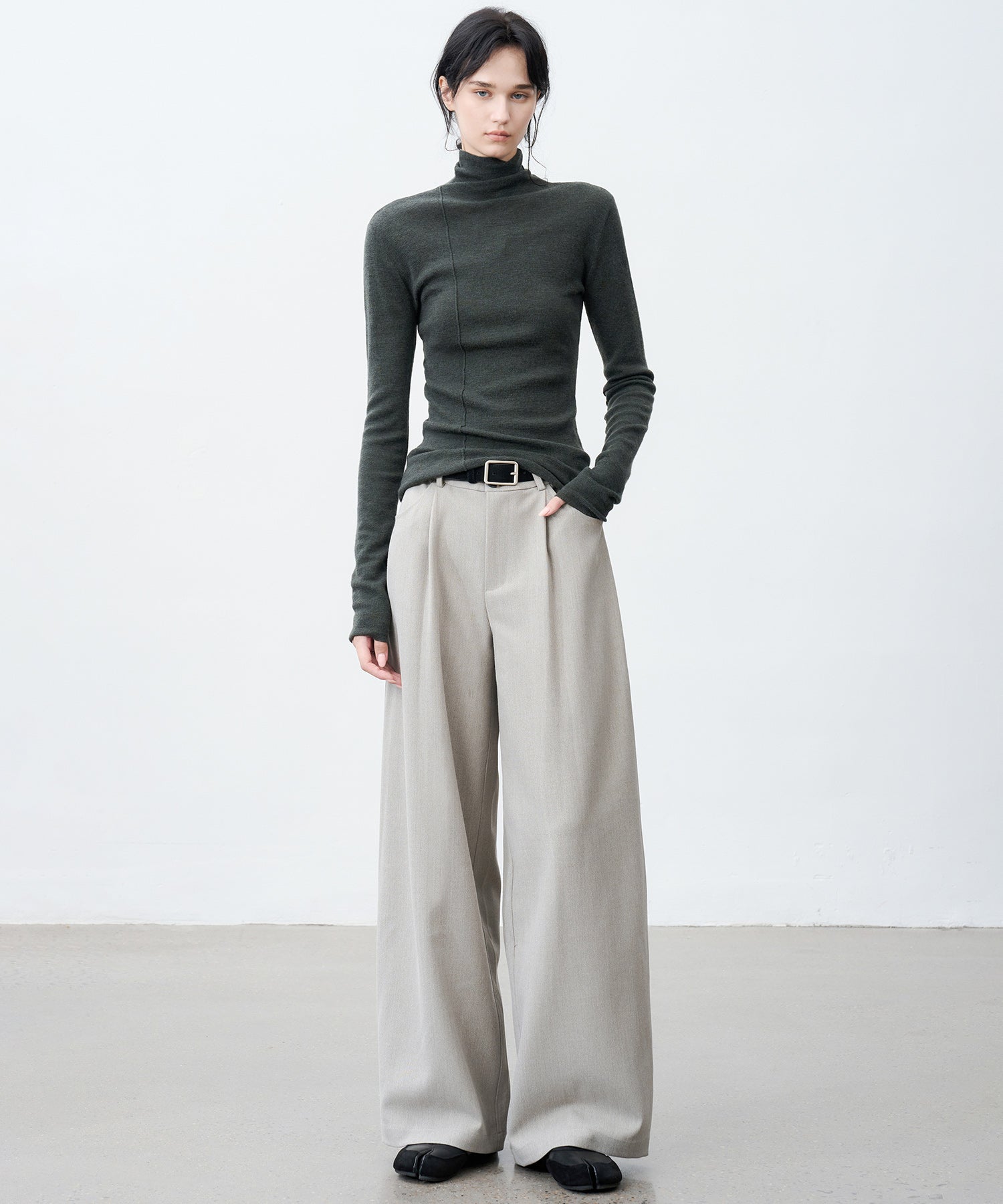 Textured Low-Rise Wide Straight Curved Pants