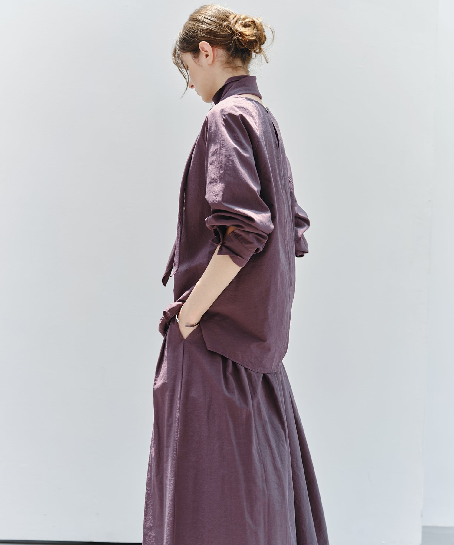 「9月下旬出荷予定」Cross Stole Collar Oversized Shirt