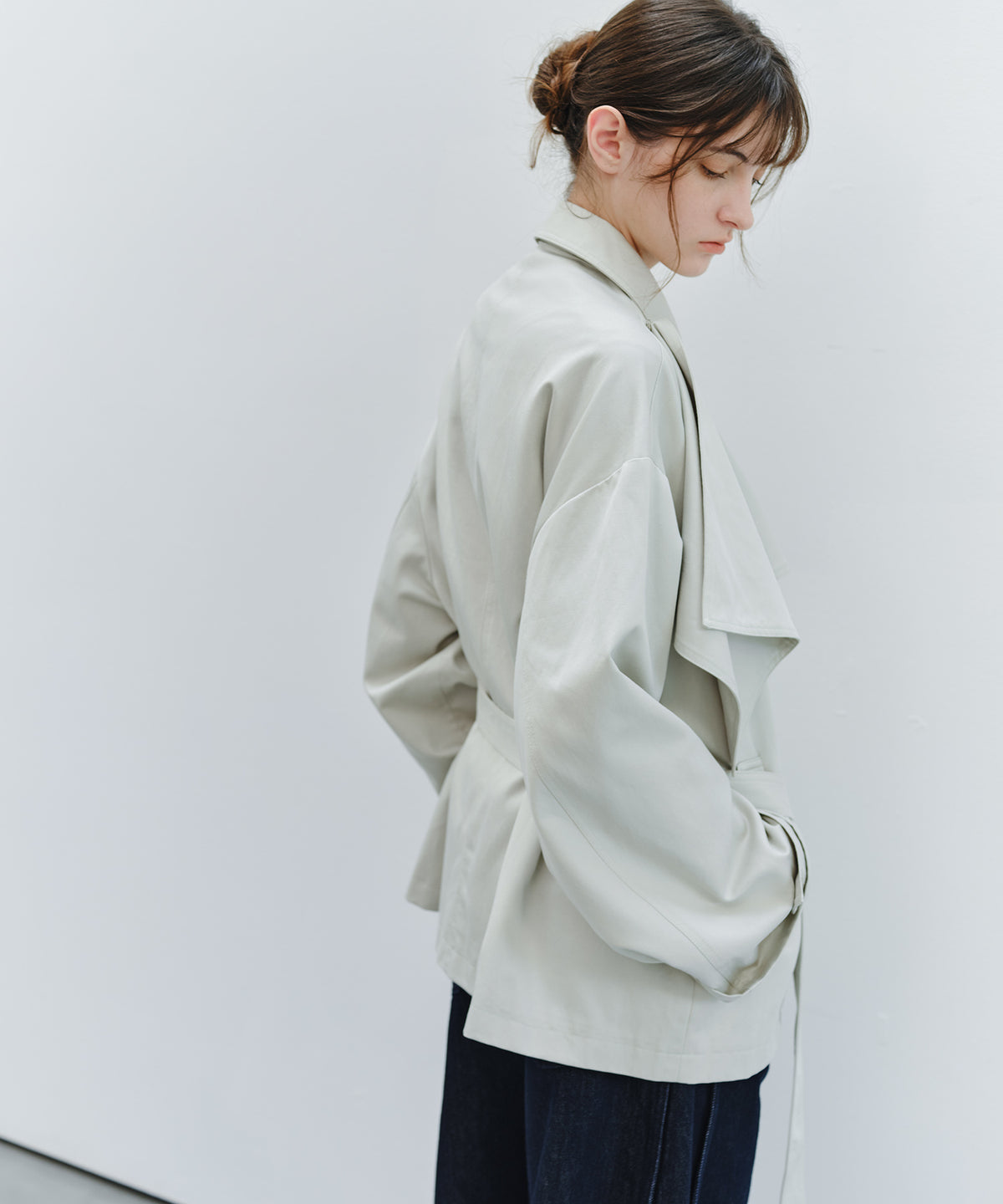 「9月下旬出荷予定」Detachable Scarf Belted Short Trench Coat