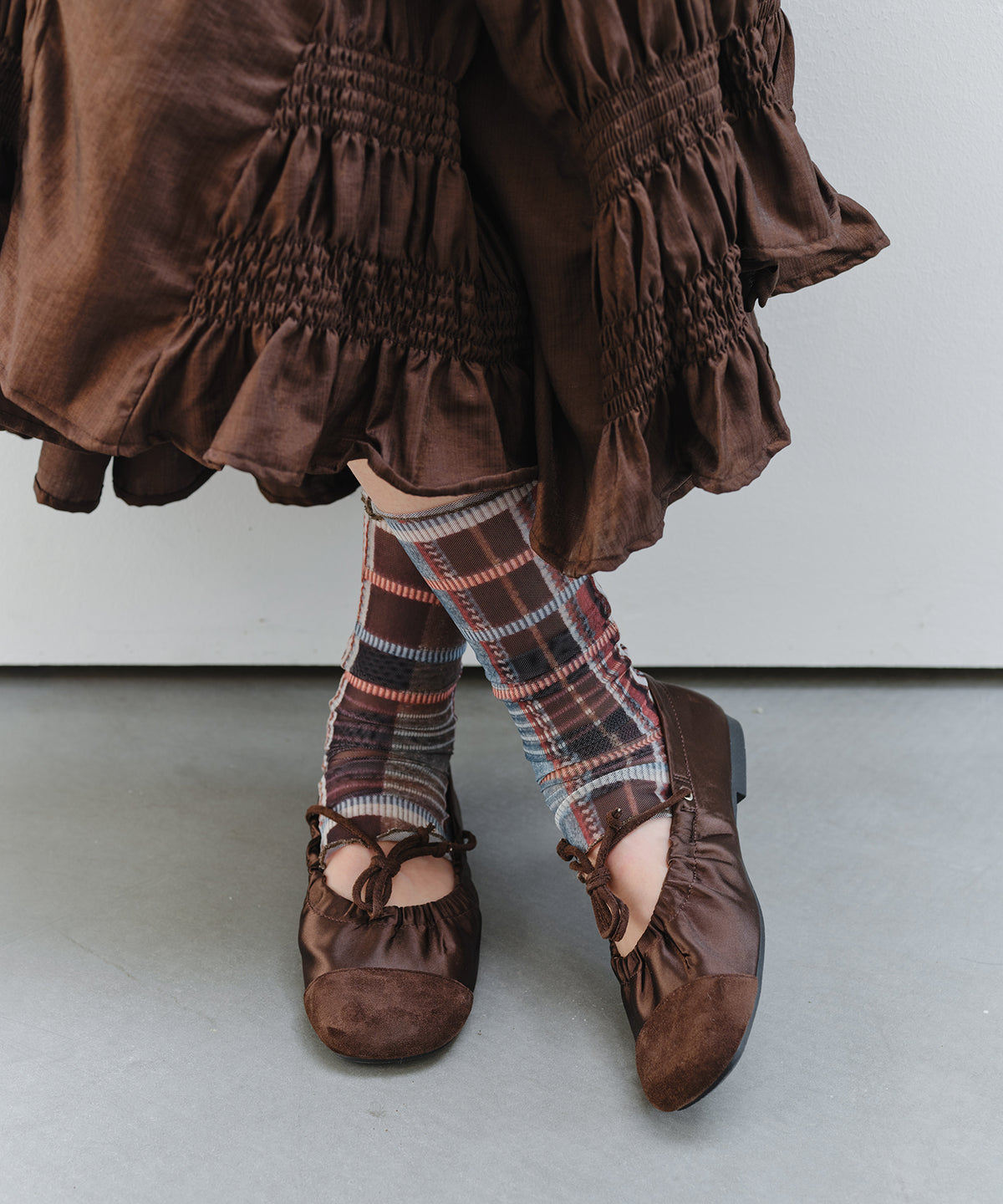 「9月下旬出荷予定」Vintage Check Sheer Leg Warmers
