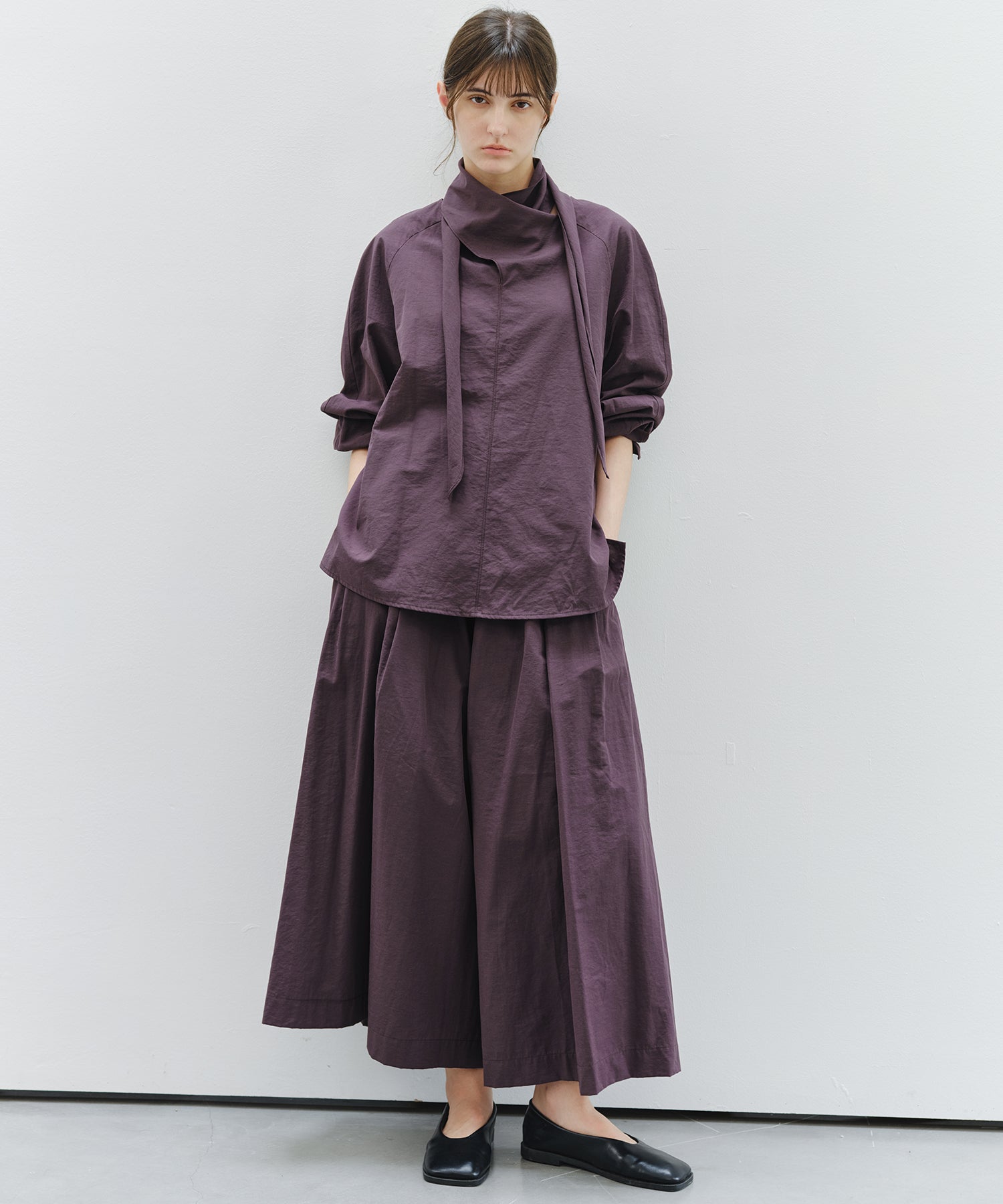 「9月下旬出荷予定」Matte Tuck Wide Skants