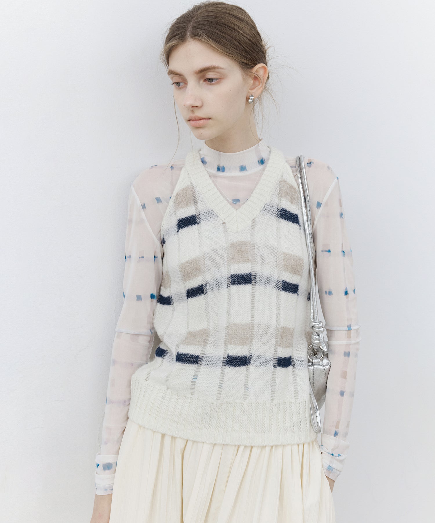 Check Jacquard V-Neck Knit Vest