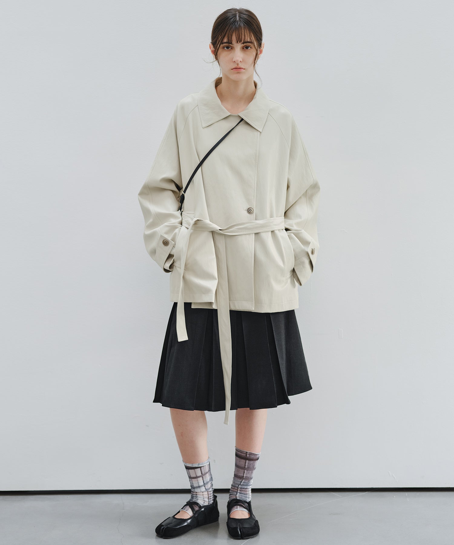 「9月下旬出荷予定」Belted Faux Leather Short Trench Jacket