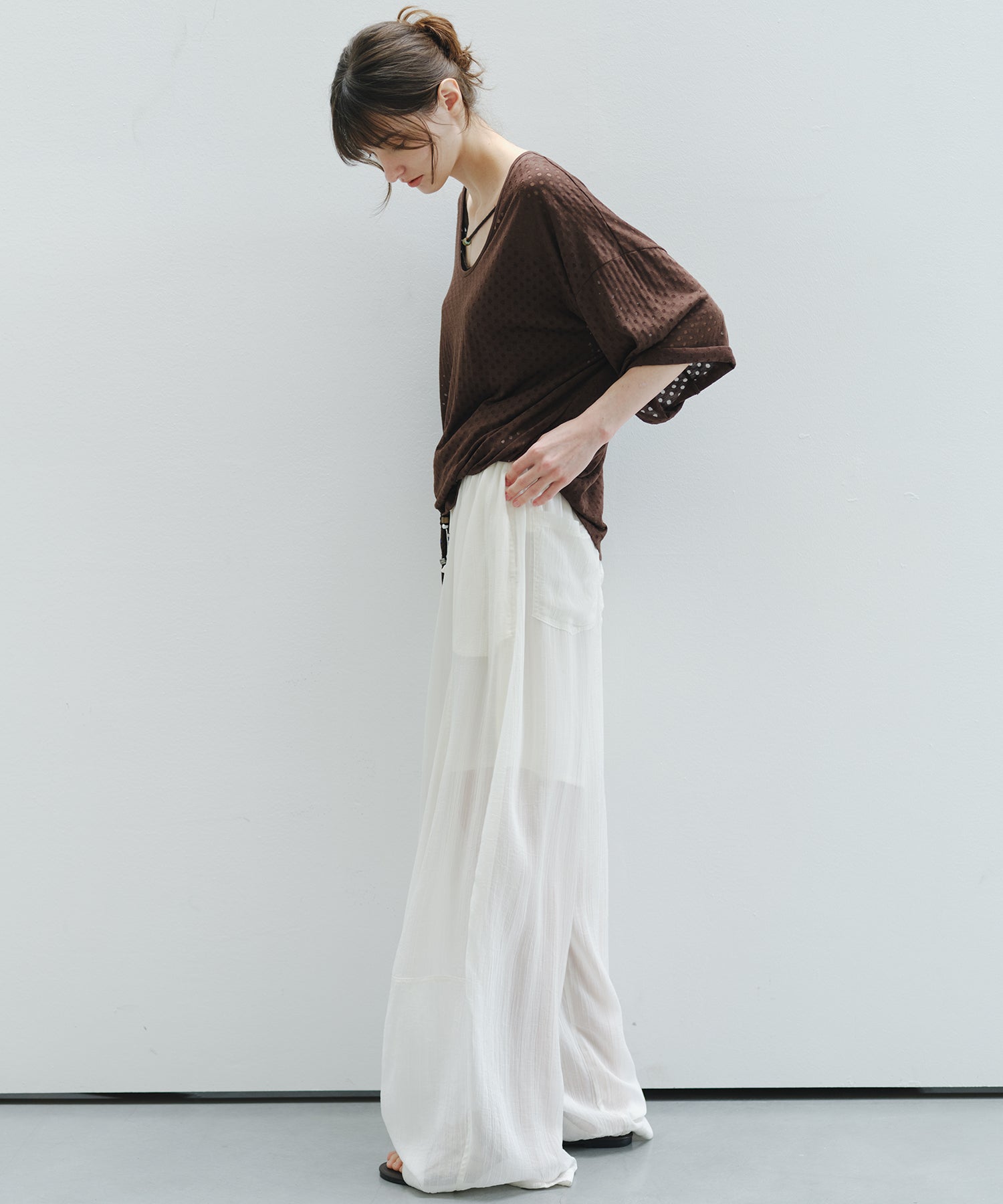 「6月上旬～中旬出荷」Curve Silhouette Drawstring Pants