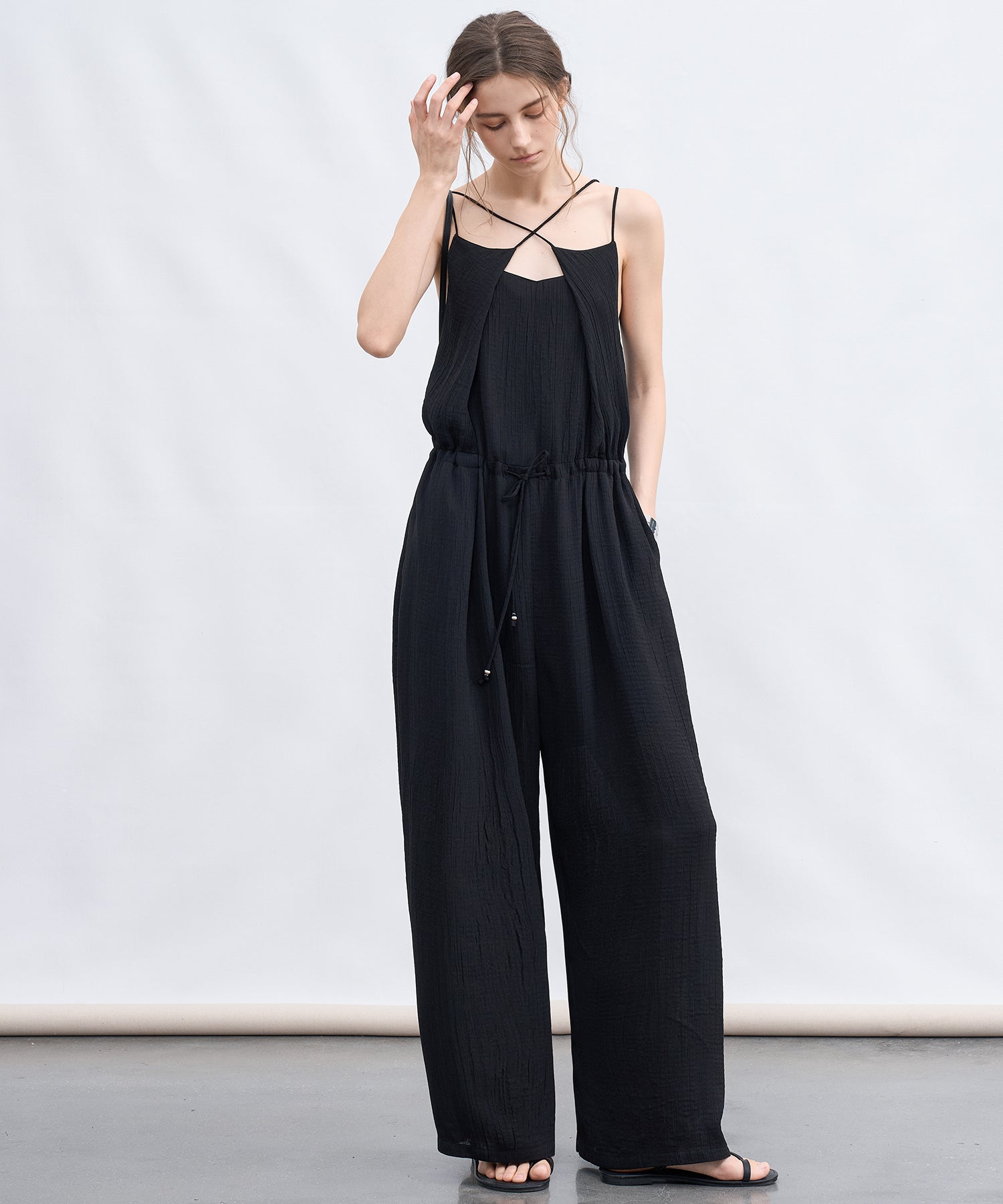 Cross Neck All-in-One