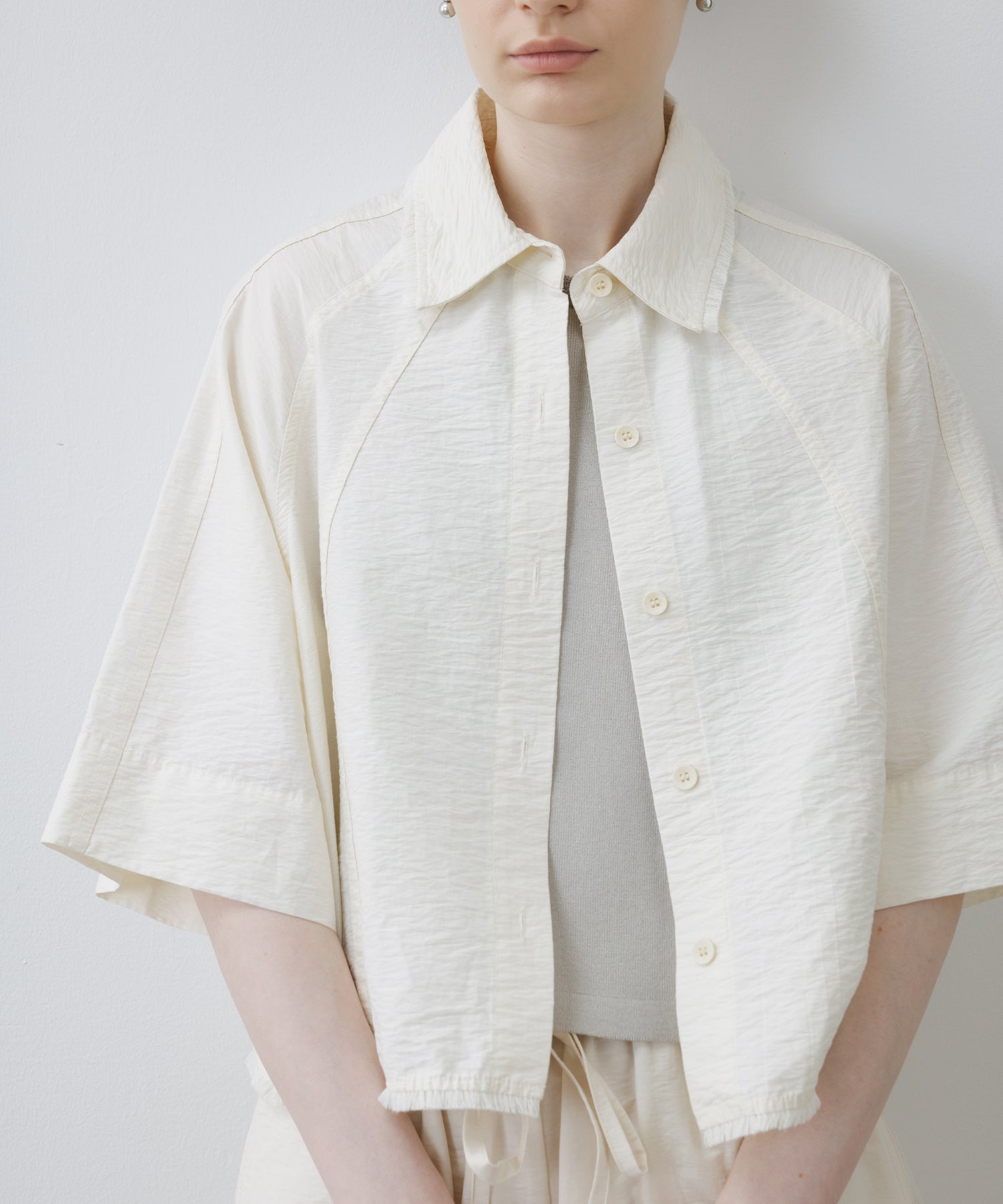 Airy Cropped Shirt