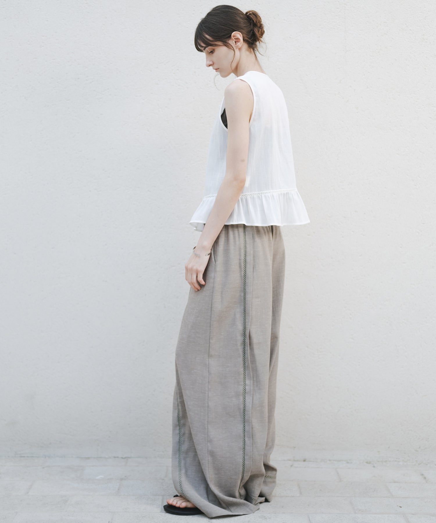 「8月中旬～下旬出荷」Front Lace Linen Blend Wide Pants