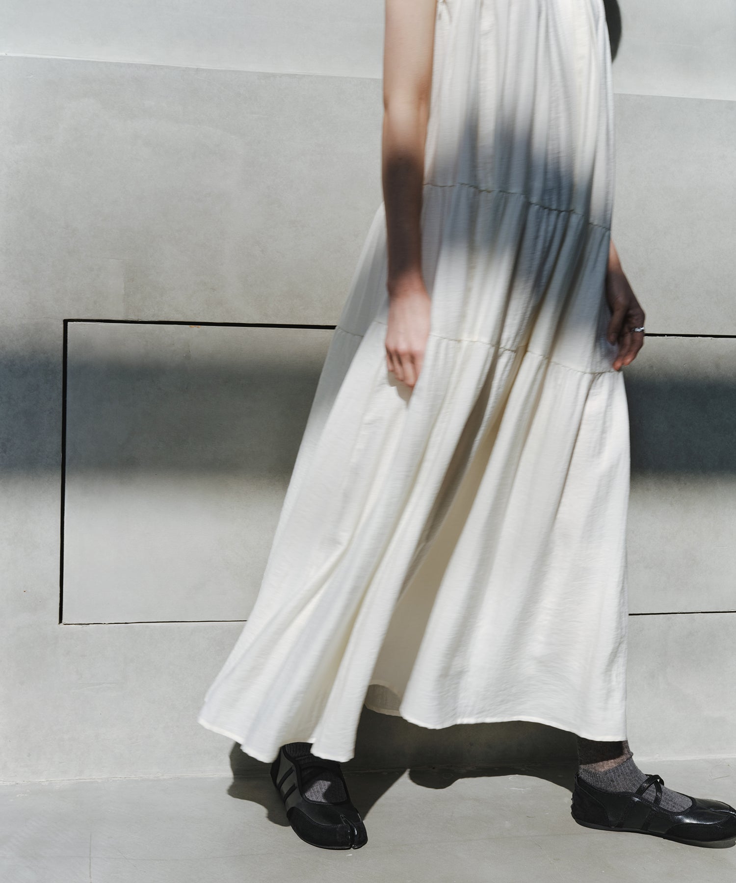 「7月上旬～中旬出荷」Halter Neck Tiered Maxi Dress