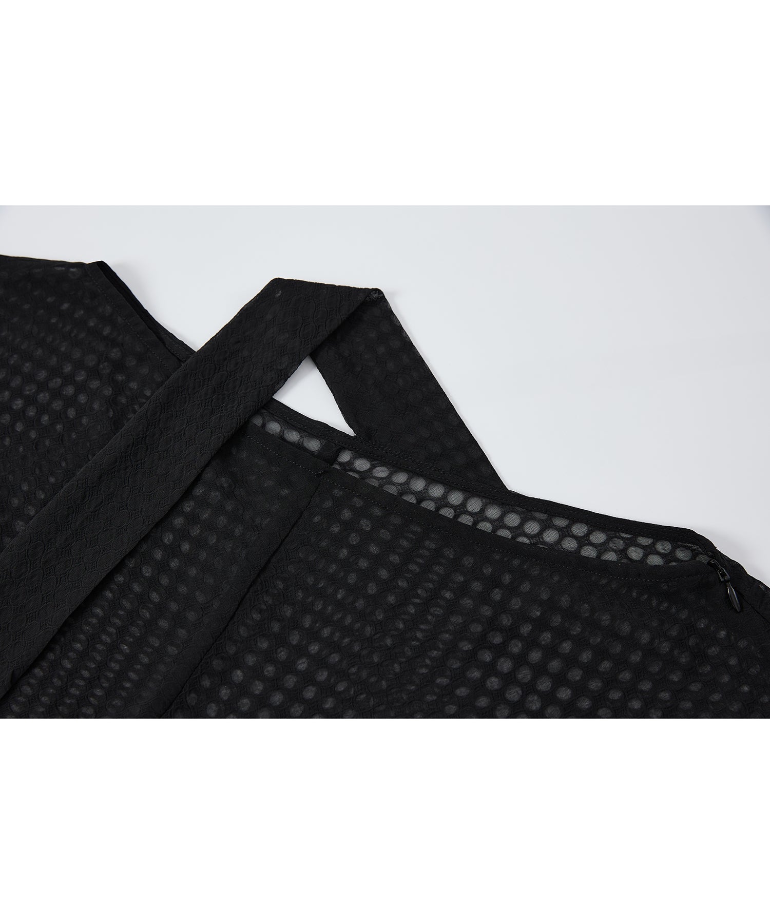 「7月中旬～下旬出荷」Multi-Way Sheer Scarf Layer Top