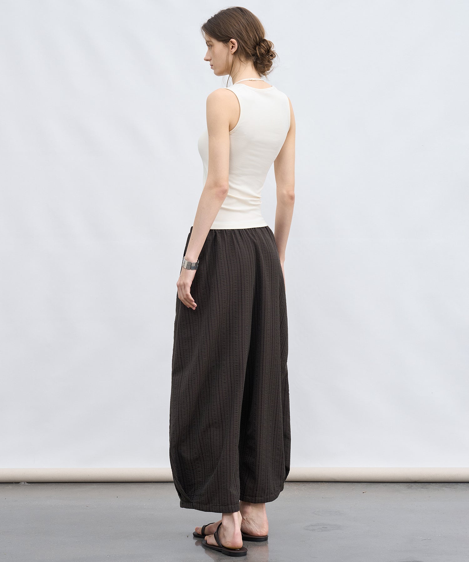 Textured Curved Wide Pants