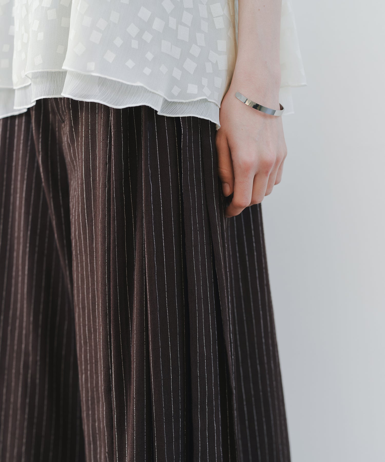 「7月中旬～下旬出荷」Linen Blend Striped Pleated Wide Pants