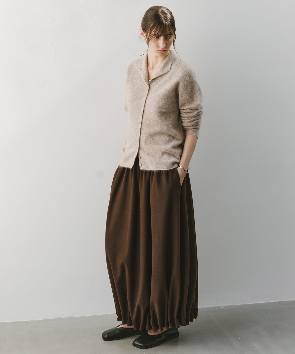 「10月下旬出荷予定」Wool-Like Balloon Flare Skirt
