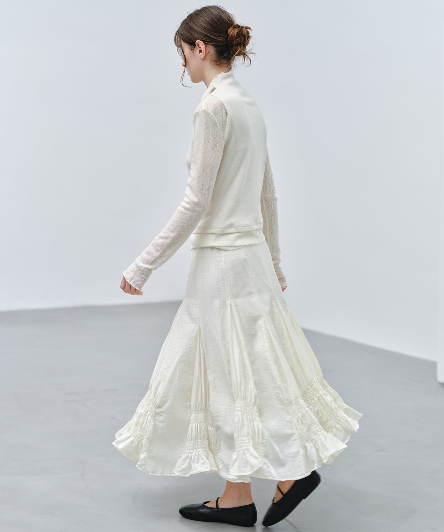 「9月下旬出荷予定」Lace Sleeve Layered Collar Top