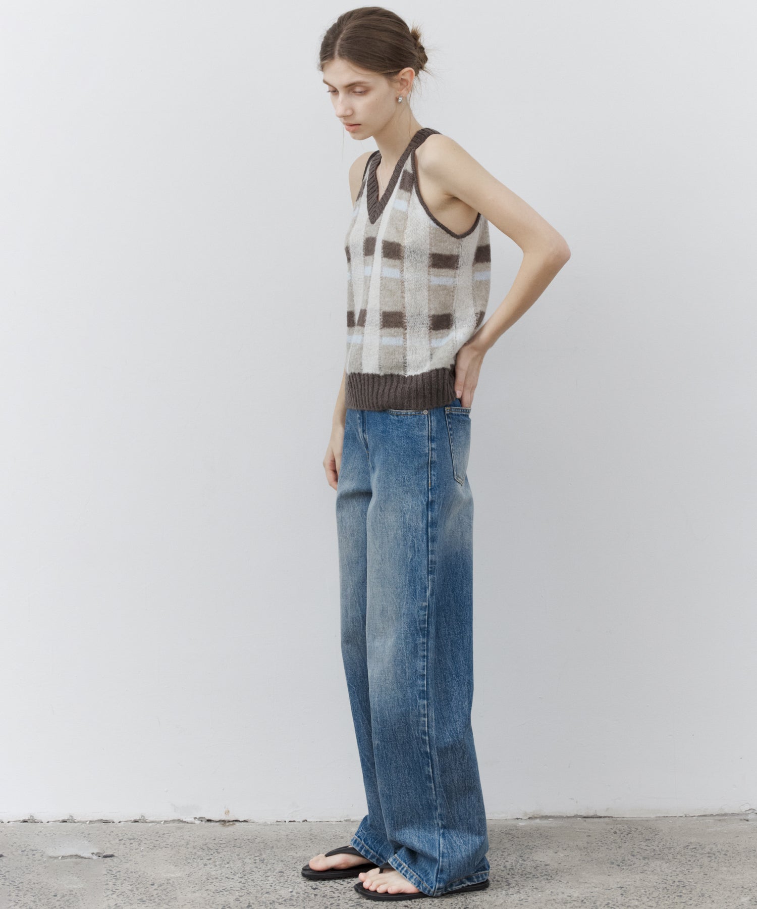 Check Jacquard V-Neck Knit Vest