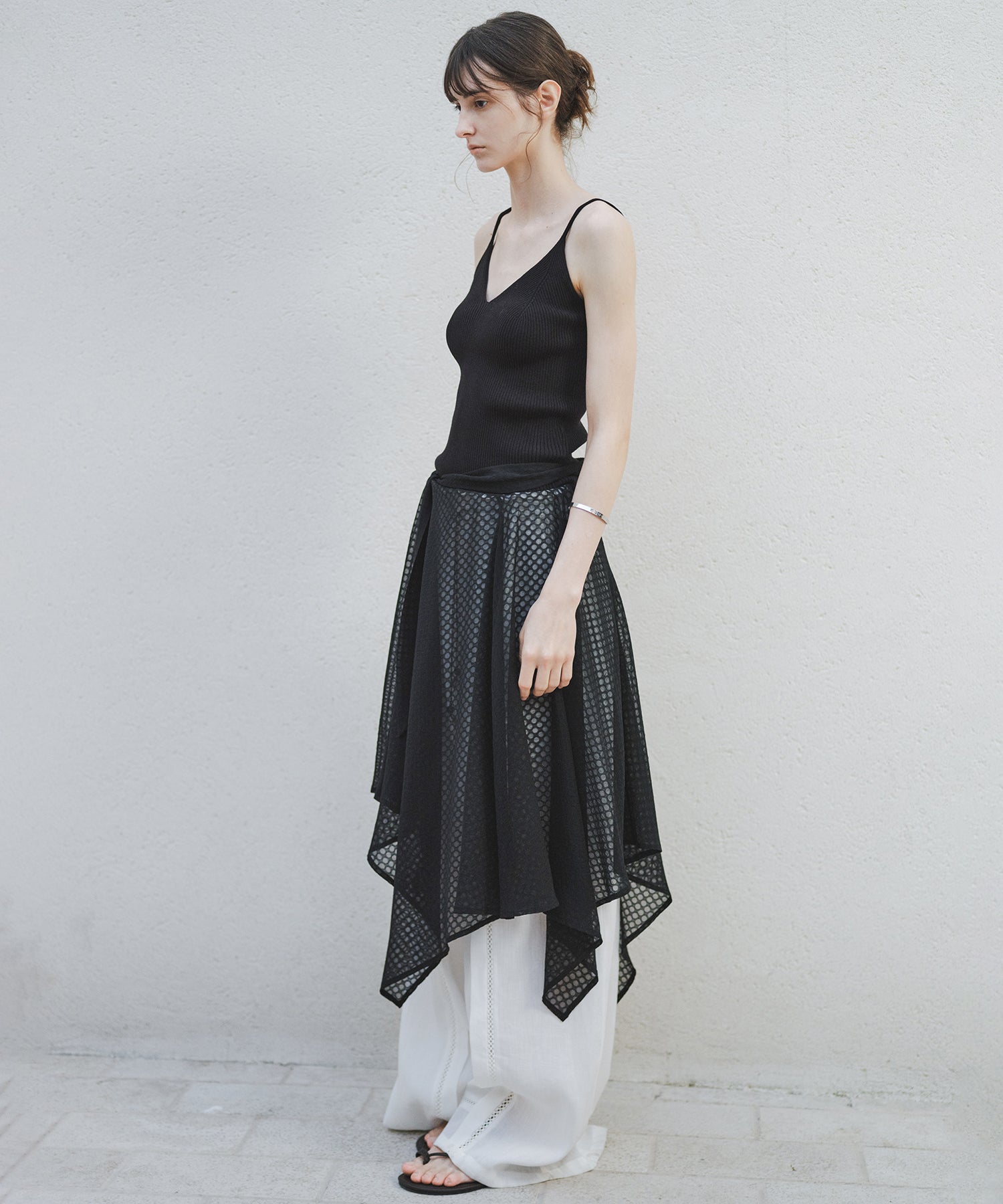 「7月中旬～下旬出荷」Multi-Way Sheer Scarf Layer Top