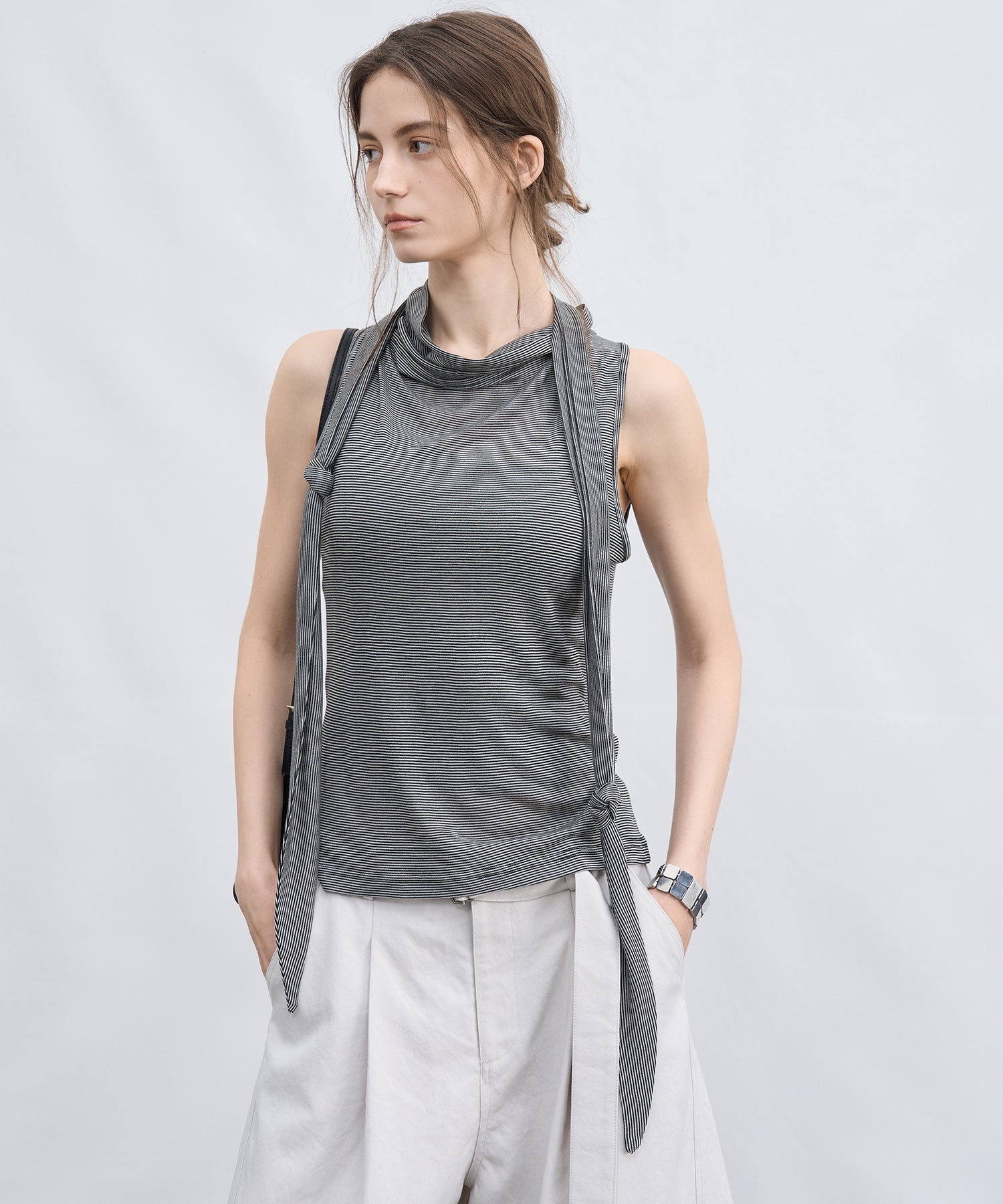 「7月上旬～中旬出荷」Tie Detail Striped Knit Top