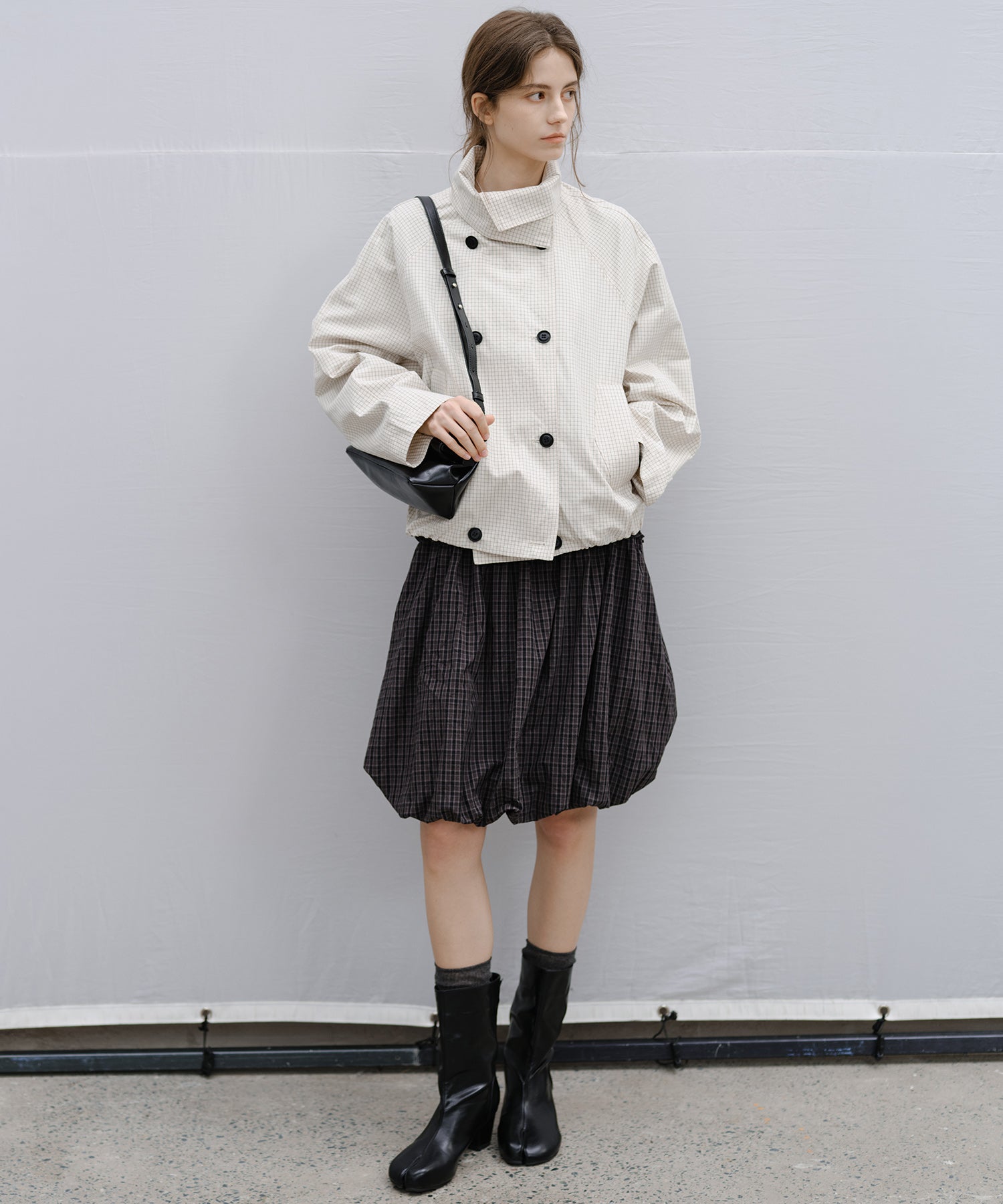 「2월 하순~3월 상순 출하」Double-Breasted Check Cropped Jacket
