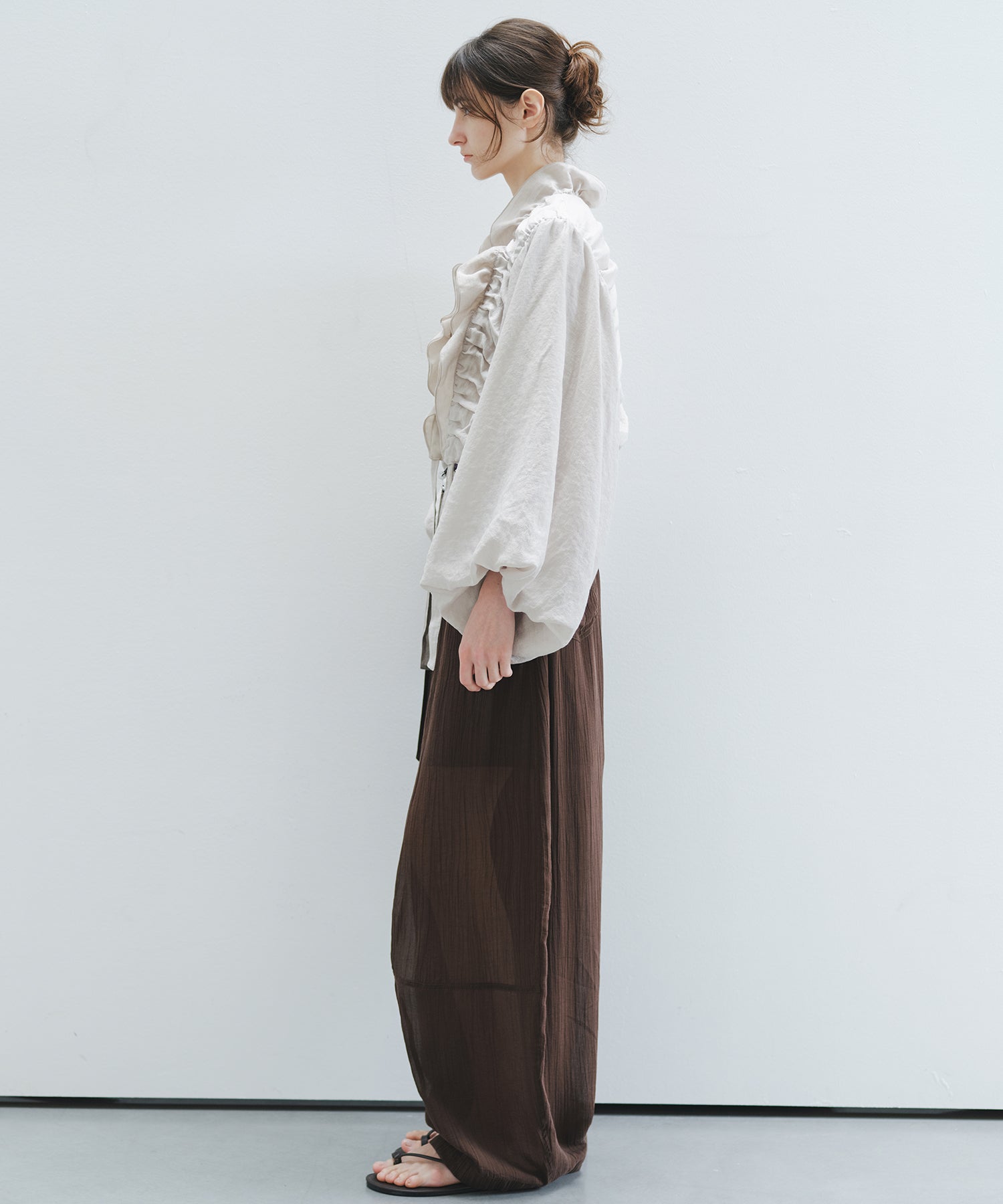 「6月上旬～中旬出荷」Curve Silhouette Drawstring Pants