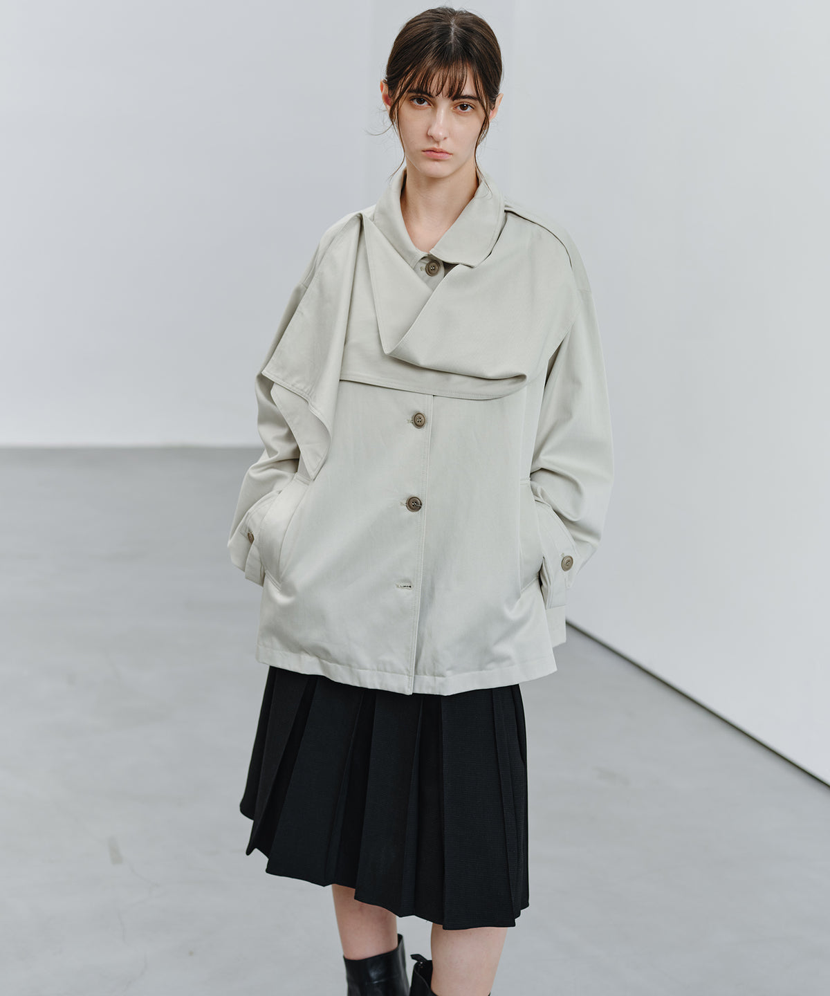「9月下旬出荷予定」Detachable Scarf Belted Short Trench Coat