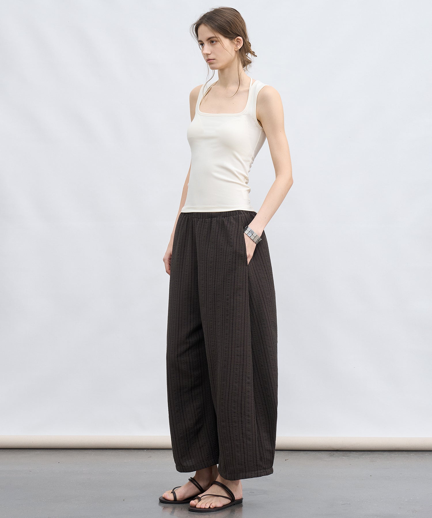 Textured Curved Wide Pants