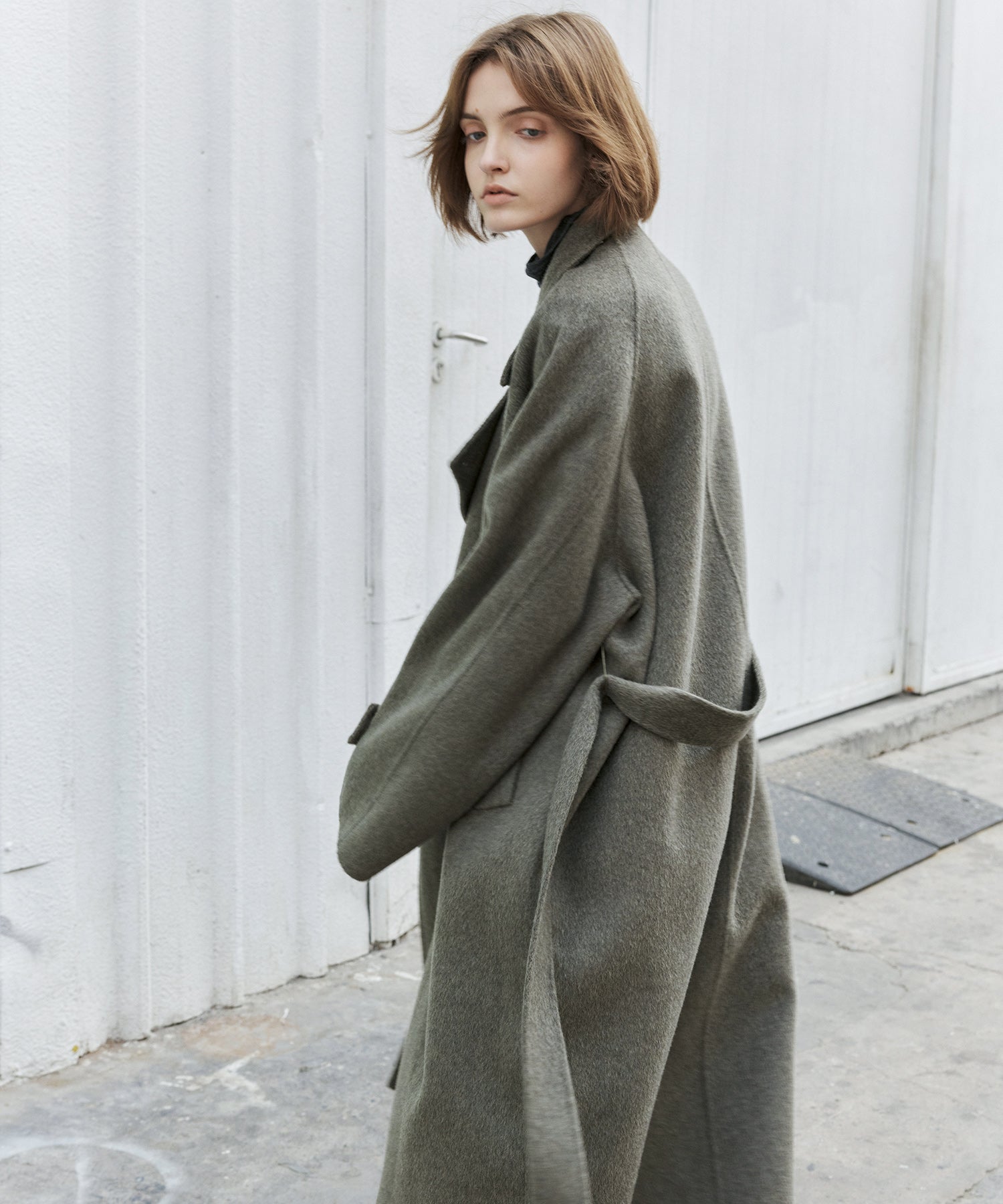 100% Wool Double-Face Trench Collar Oversized Silhouette Long Coat