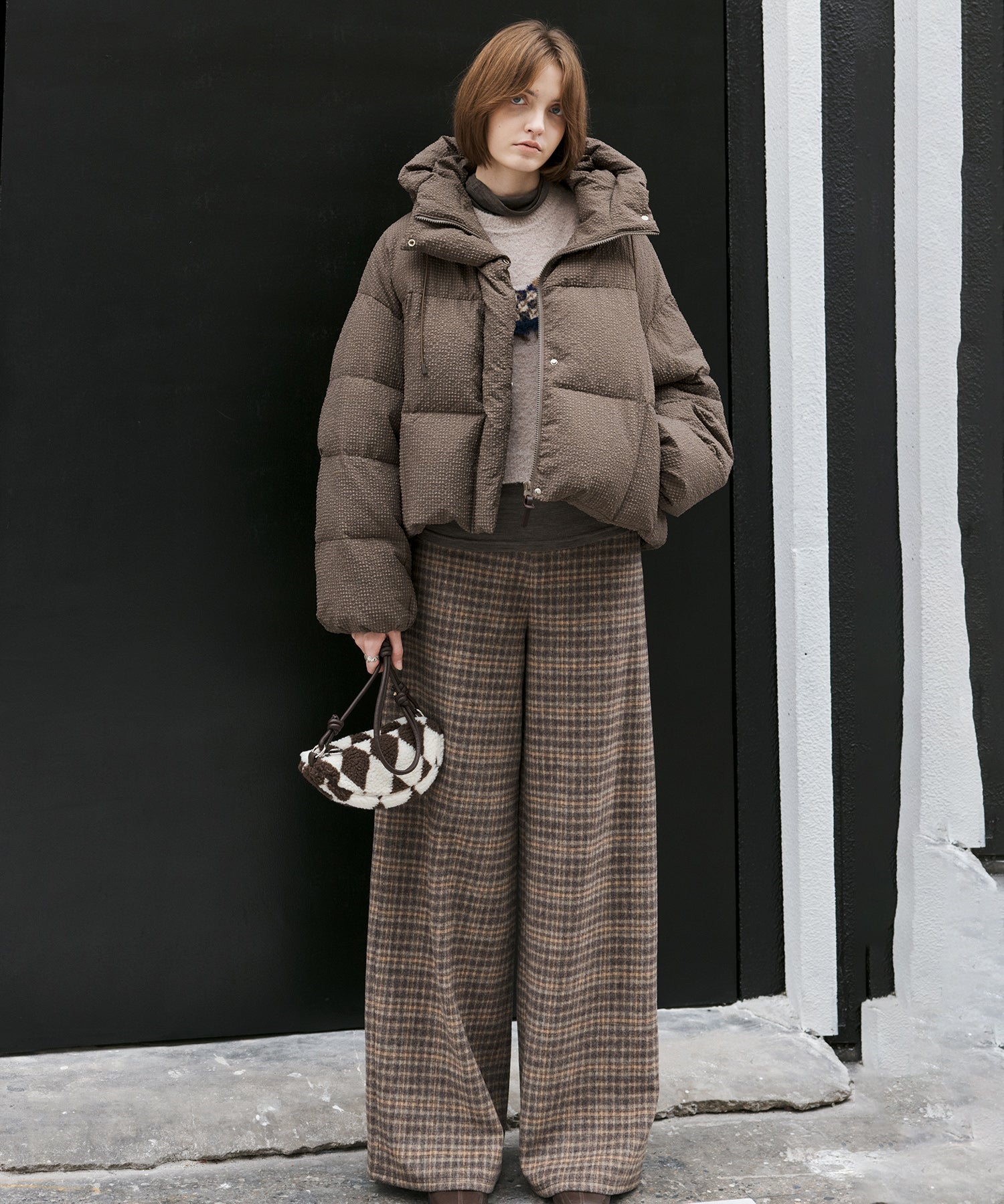 Textured Crinkle Hooded Short Down Jacket