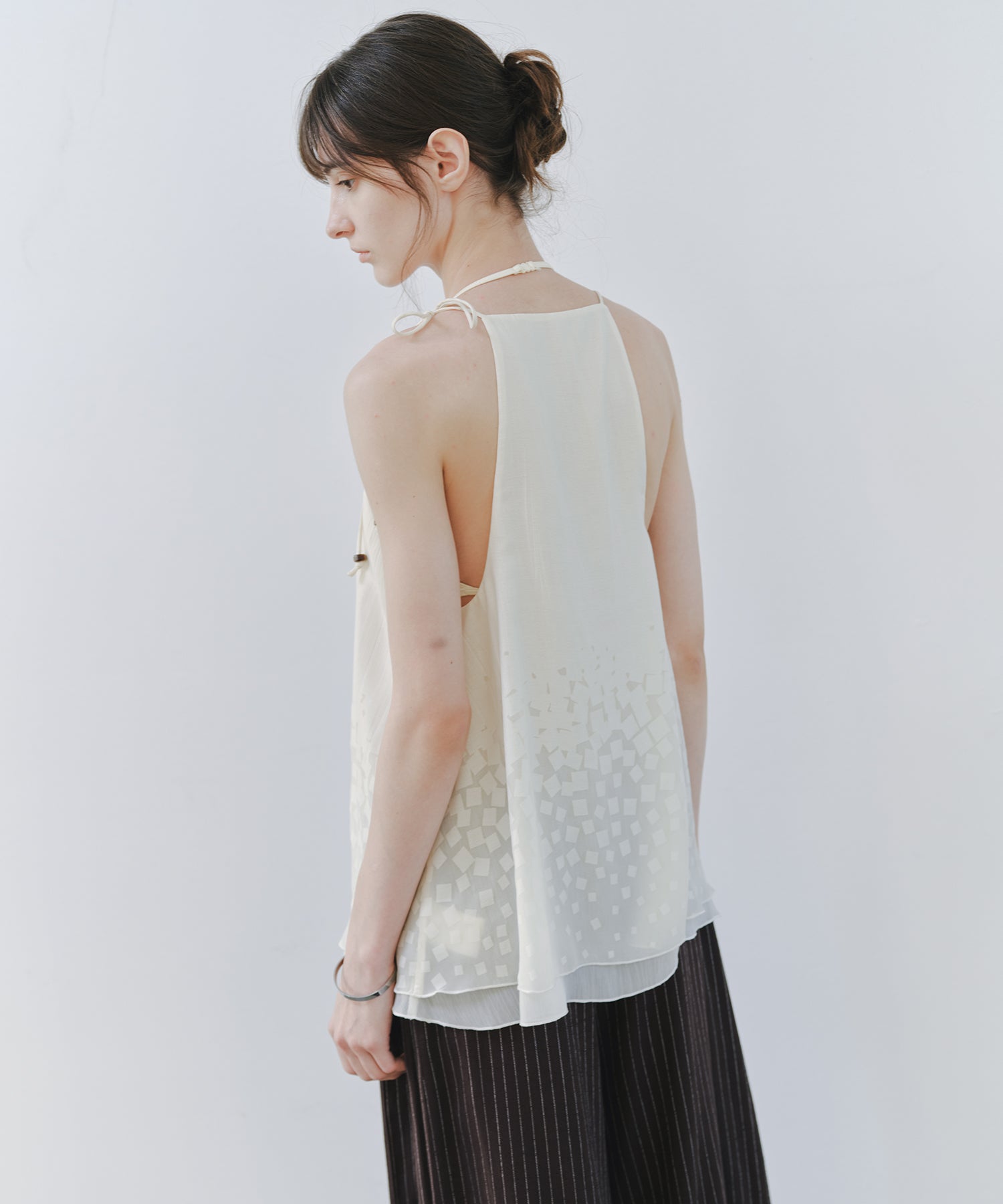 「7月中旬～下旬出荷」Gradient Square Sheer Camisole Top