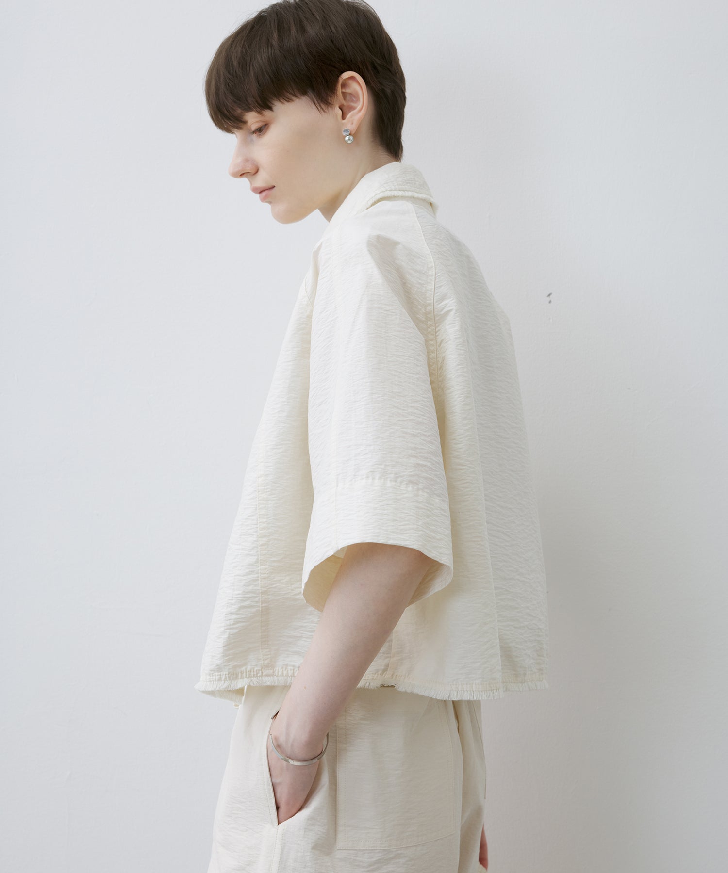 Airy Cropped Shirt