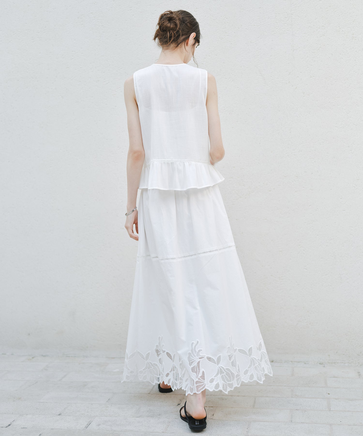 「8月中旬～下旬出荷」Linen Blend Front Tie Ruffle Sleeveless Vest