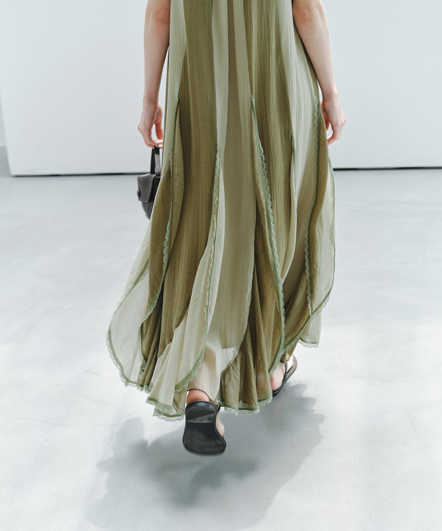 「6月上旬～中旬出荷」Color Block Layered Sleeveless Dress