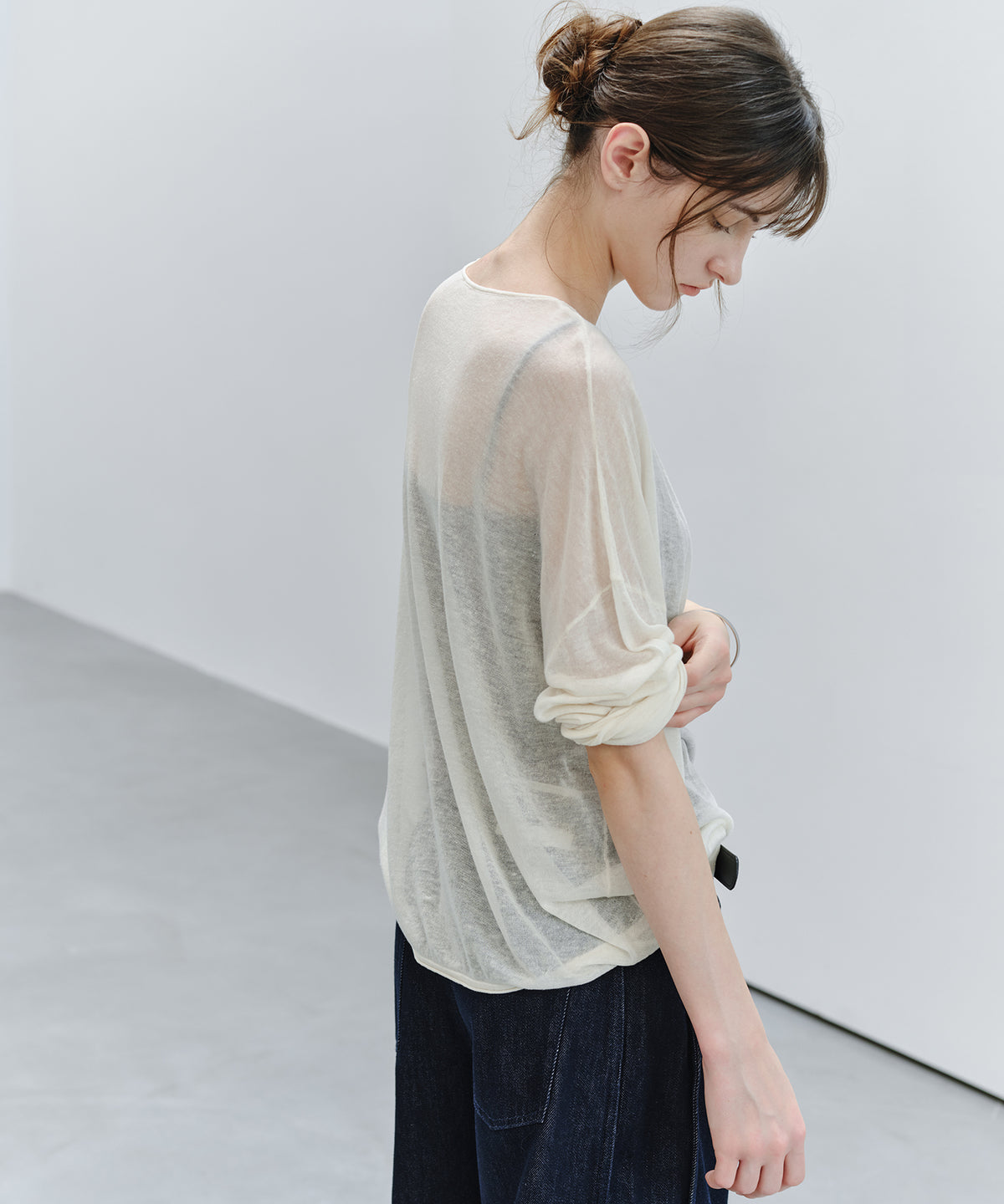 「9月下旬出荷予定」Drape Neck Sheer Loose Knit Top