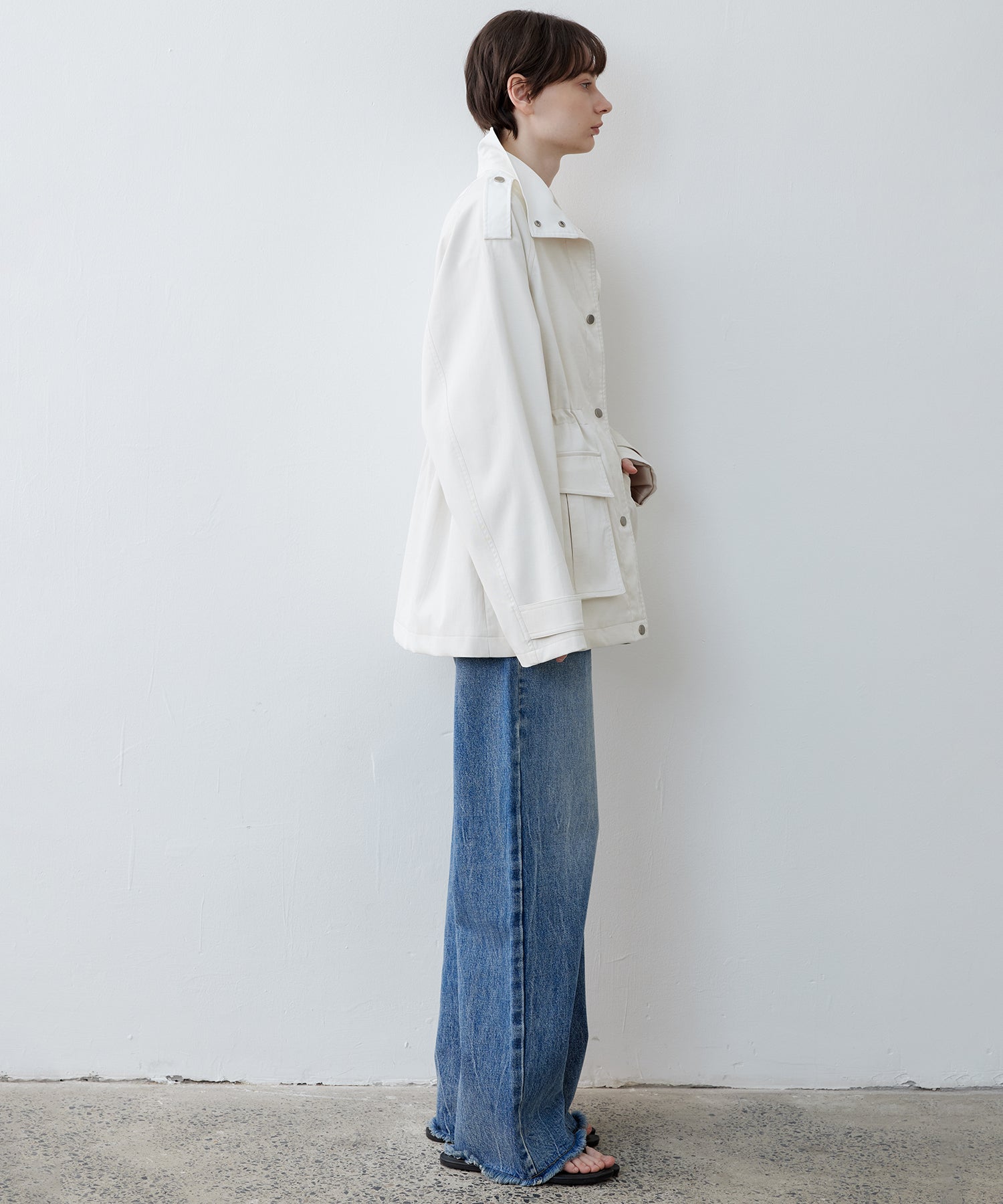 Washed Wide-Leg Denim Pants with Raw Hem