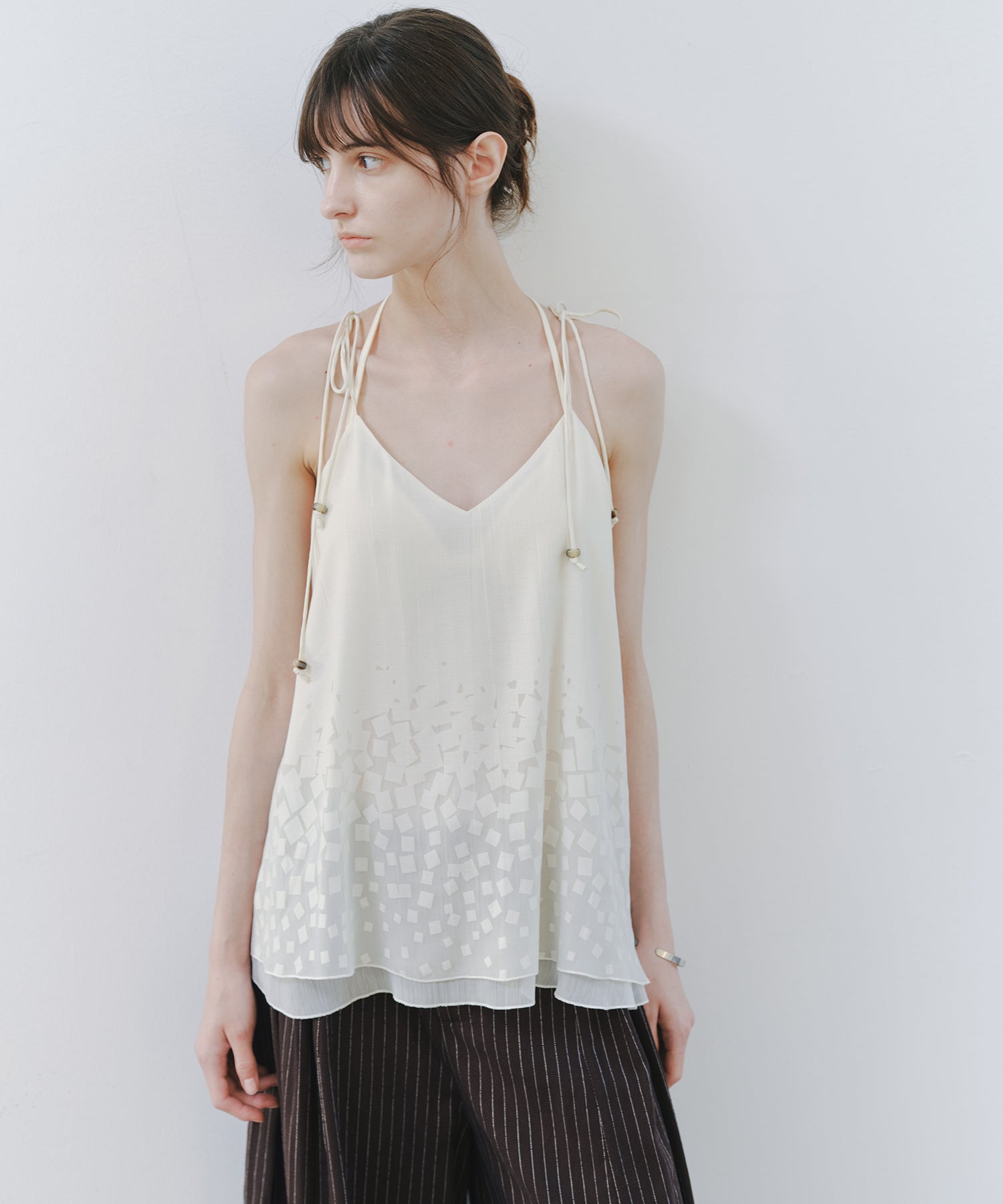 「7月中旬～下旬出荷」Gradient Square Sheer Camisole Top