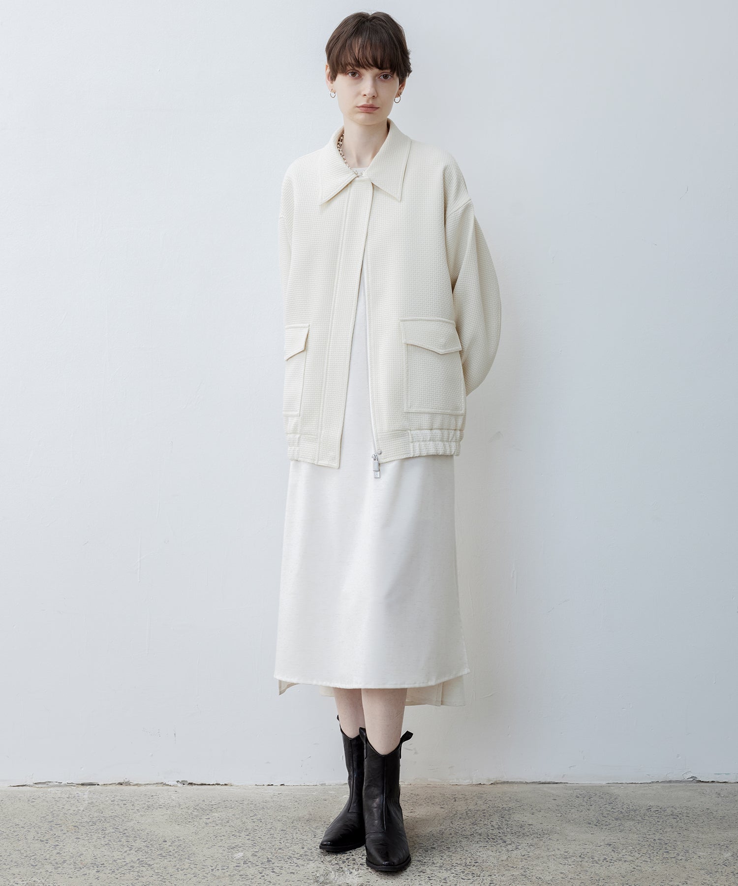 Back-Drape Sleeveless 미디 드레스