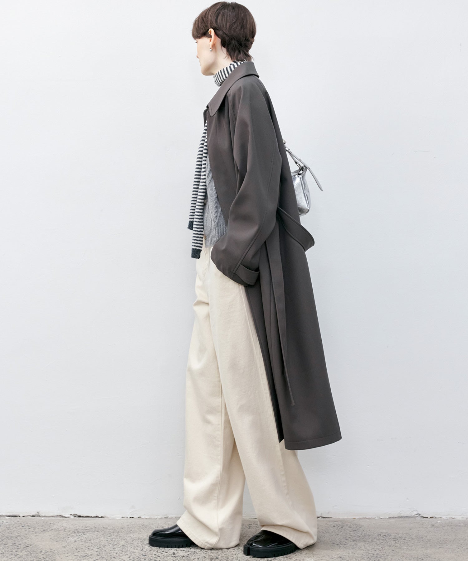 Basic Straight Narrow White Denim
