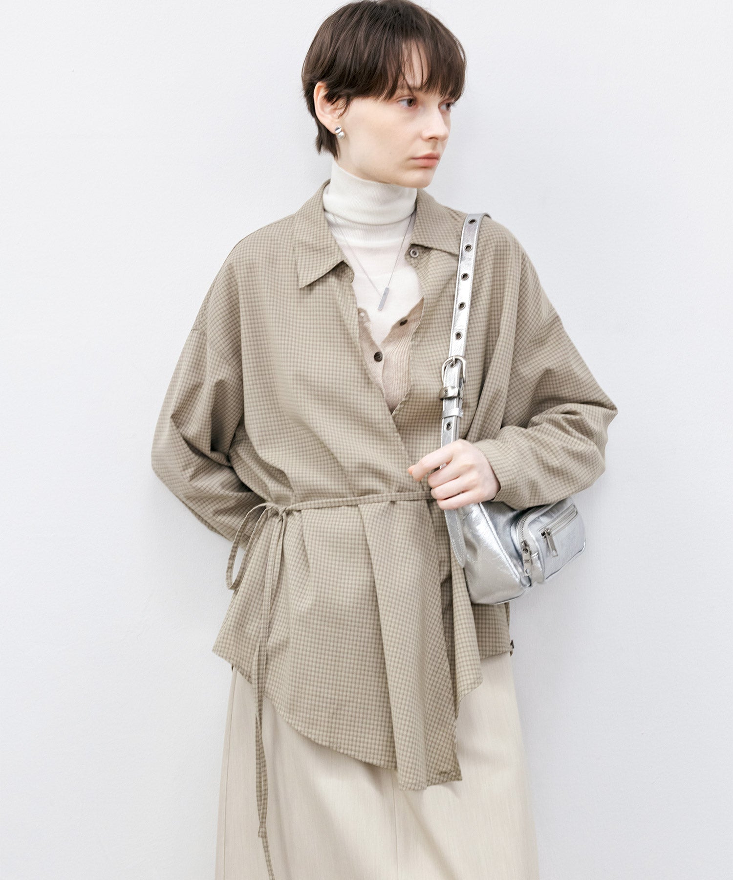 Contrast Panel Turtleneck Top