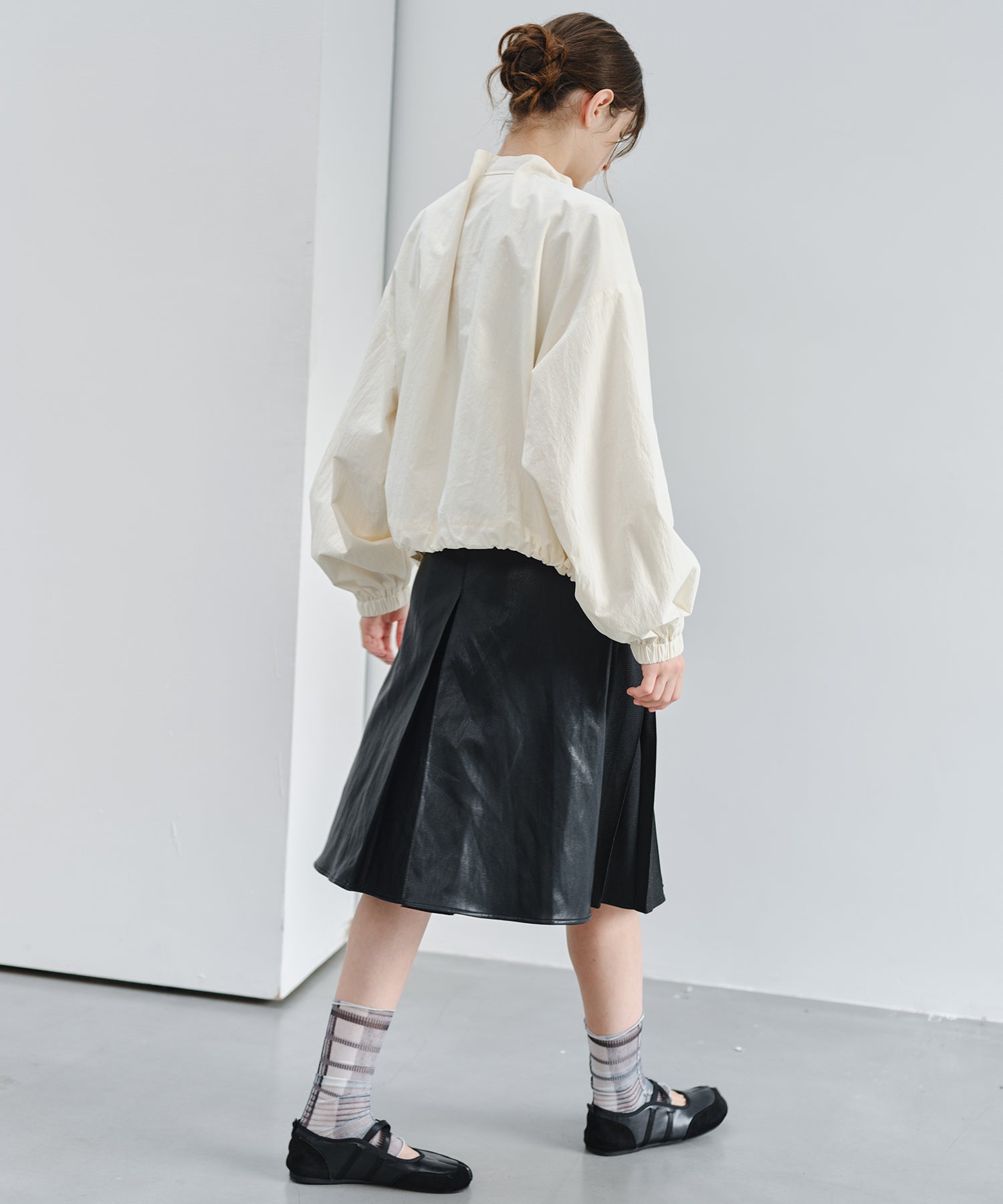「9月下旬出荷予定」Drawstring Gathered Cropped Blouson