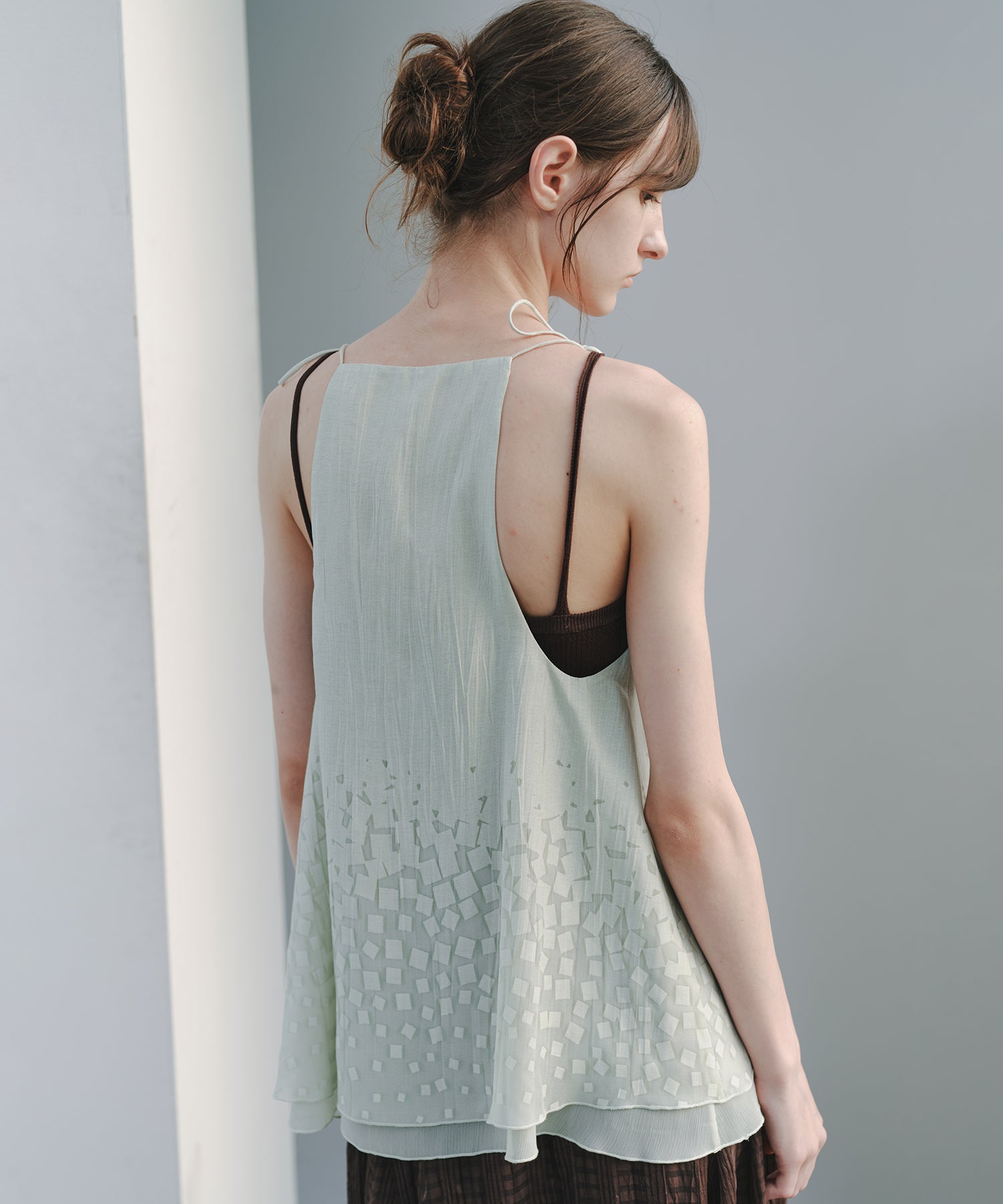 「7月中旬～下旬出荷」Gradient Square Sheer Camisole Top
