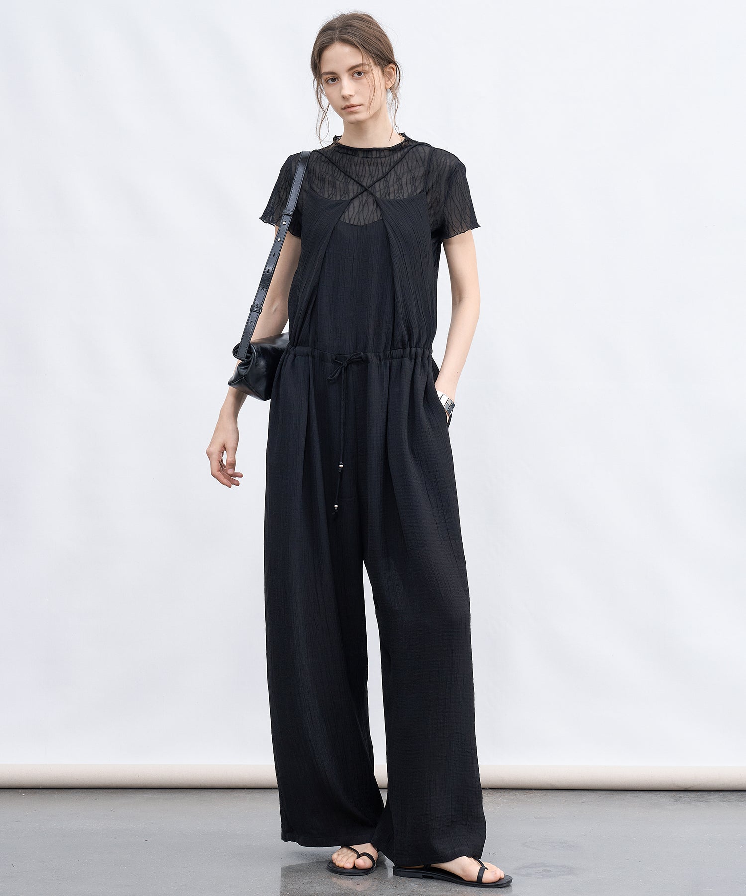 Cross Neck All-in-One