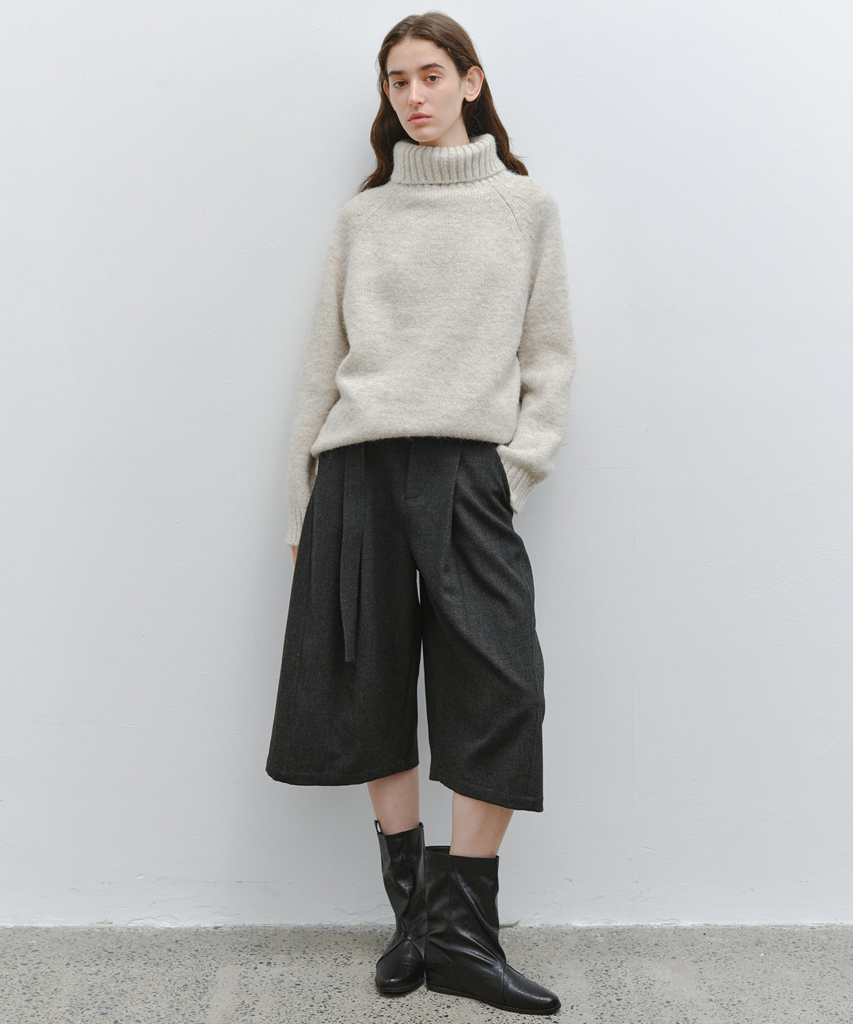 「11月下旬出荷予定」Turtleneck Raglan Knit Sweater