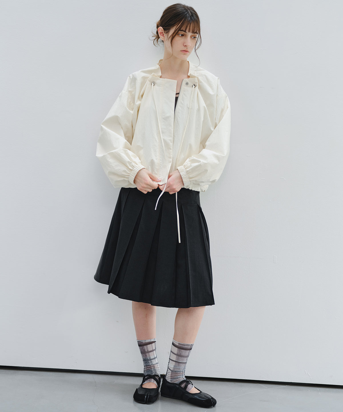 「9月下旬出荷予定」Drawstring Gathered Cropped Blouson