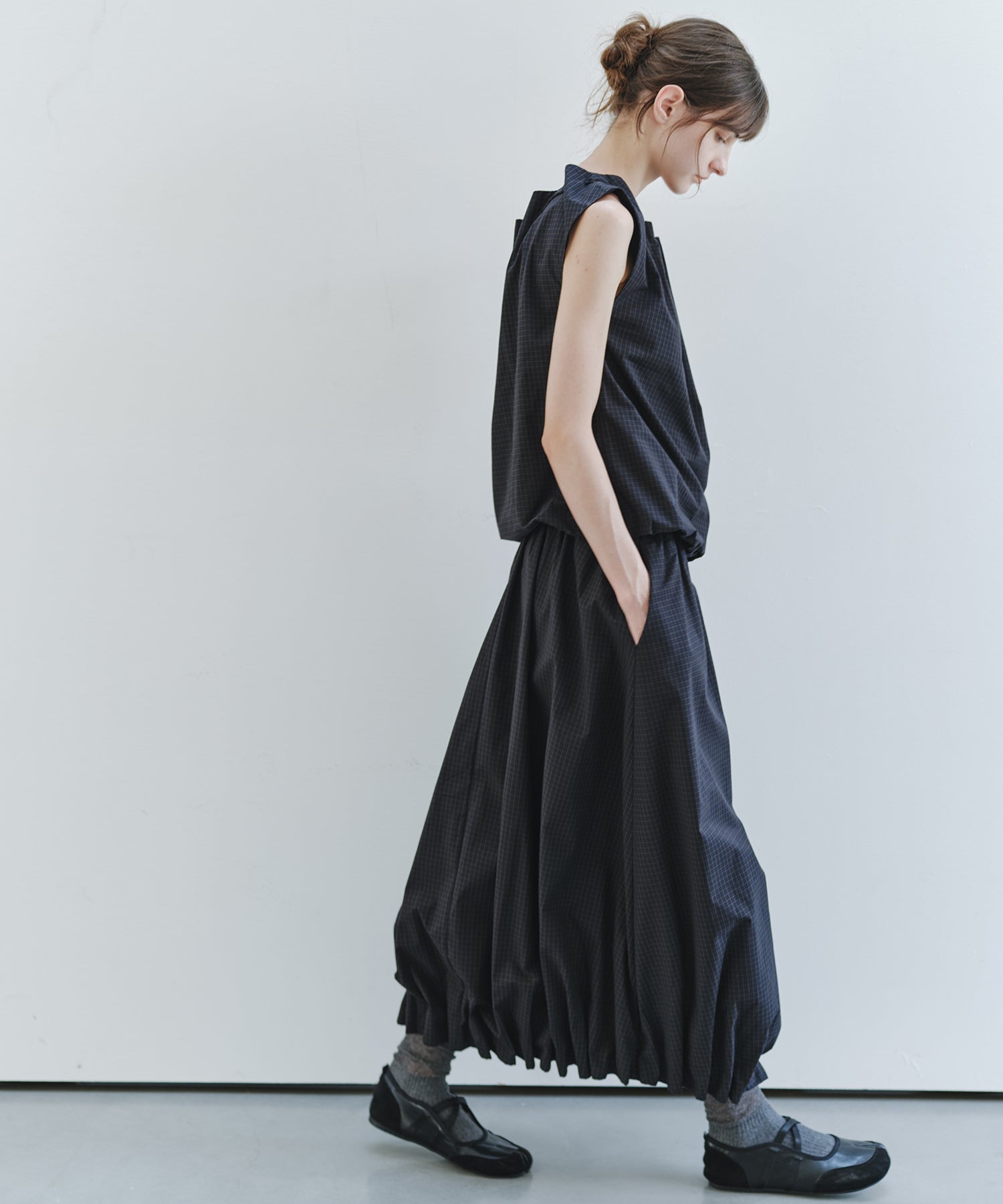 「7月上旬～中旬出荷」Drawstring Off-Shoulder Balloon Top