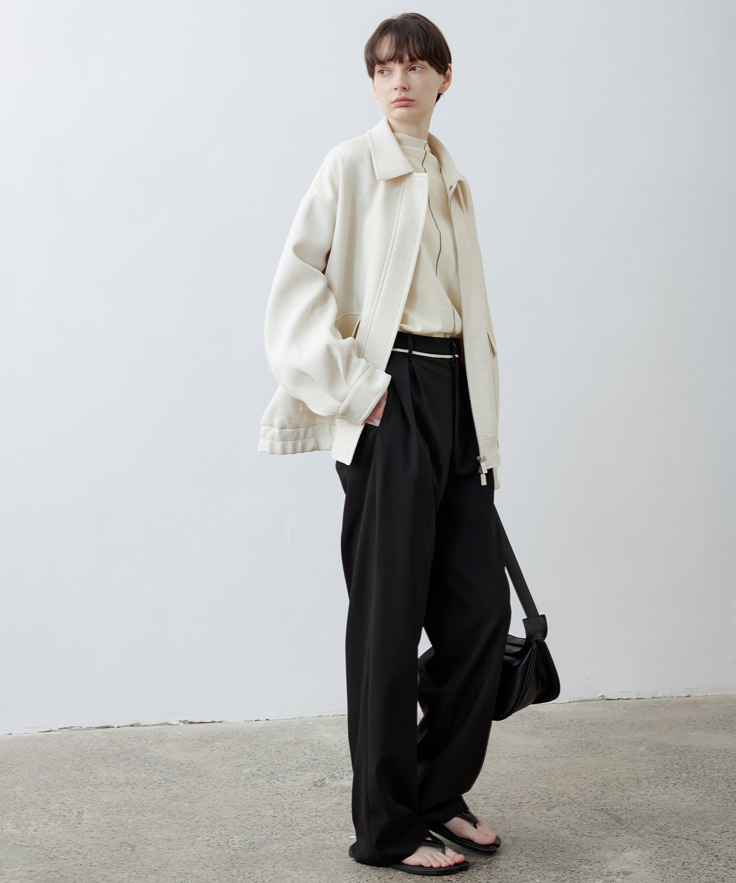 Mid-Rise Tapered Trousers